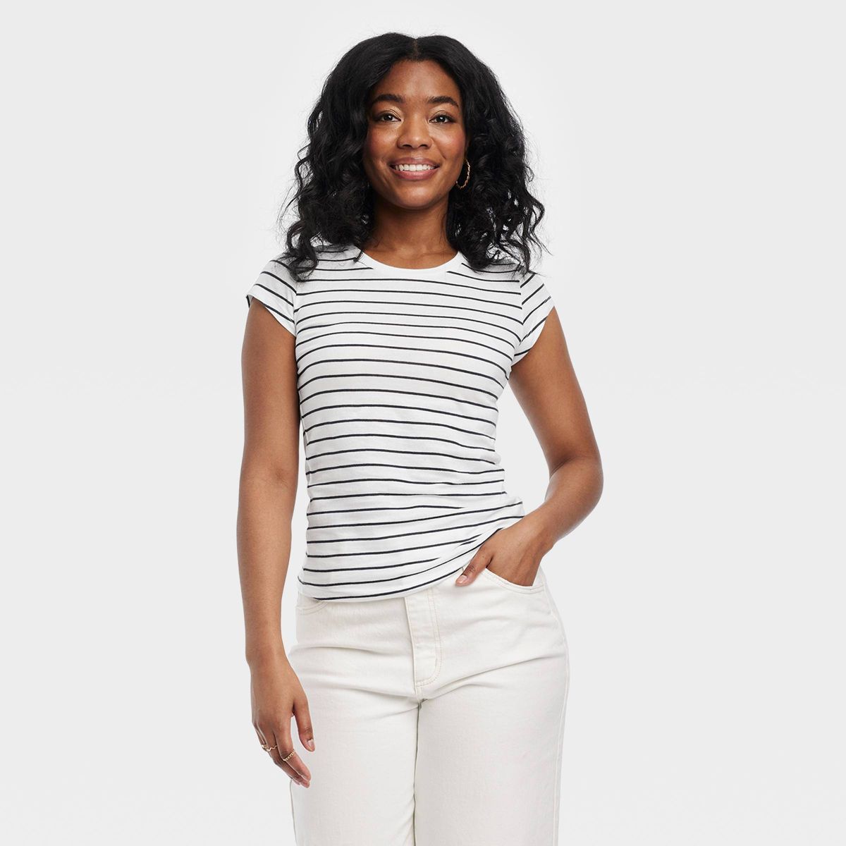 Women's Fitted Short Sleeve T-Shirt - Universal Thread™ Navy Blue Striped S | Target