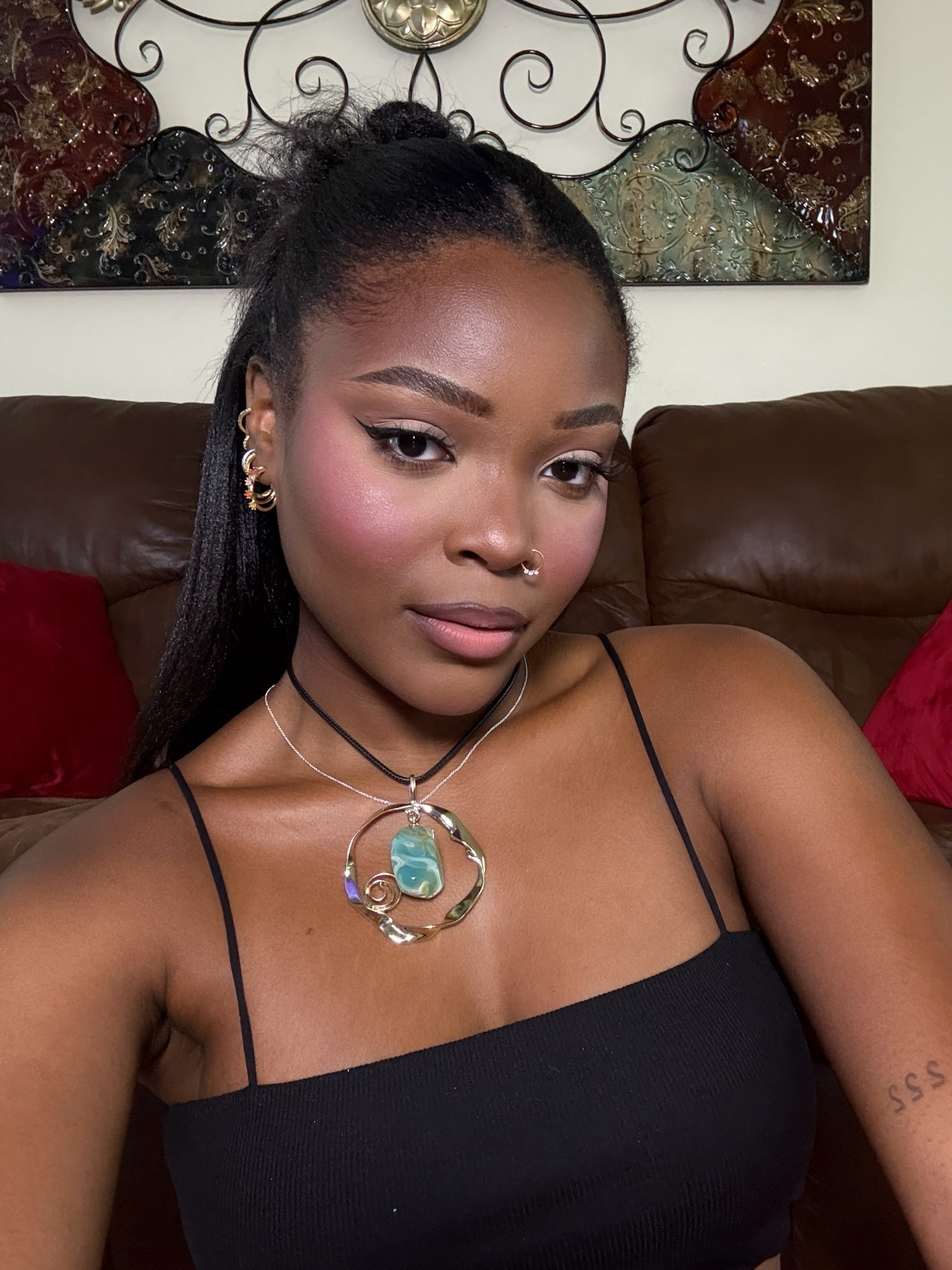 Flawless smooth base makeup products 🤍

#LTKBeauty #LTKStyleTip #LTKFindsUnder100