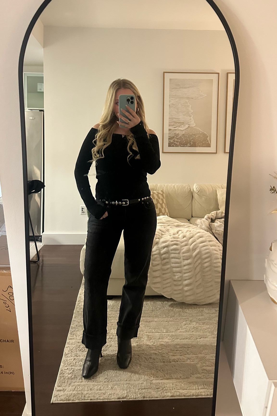 Last night’s fit 

#LTKParties #LTKCyberWeek #LTKShoeCrush