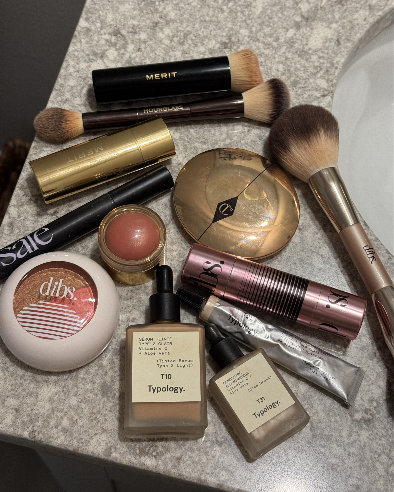 My everyday makeup that I freaking swearrrrrr by for the BEST clean-girl look 😍