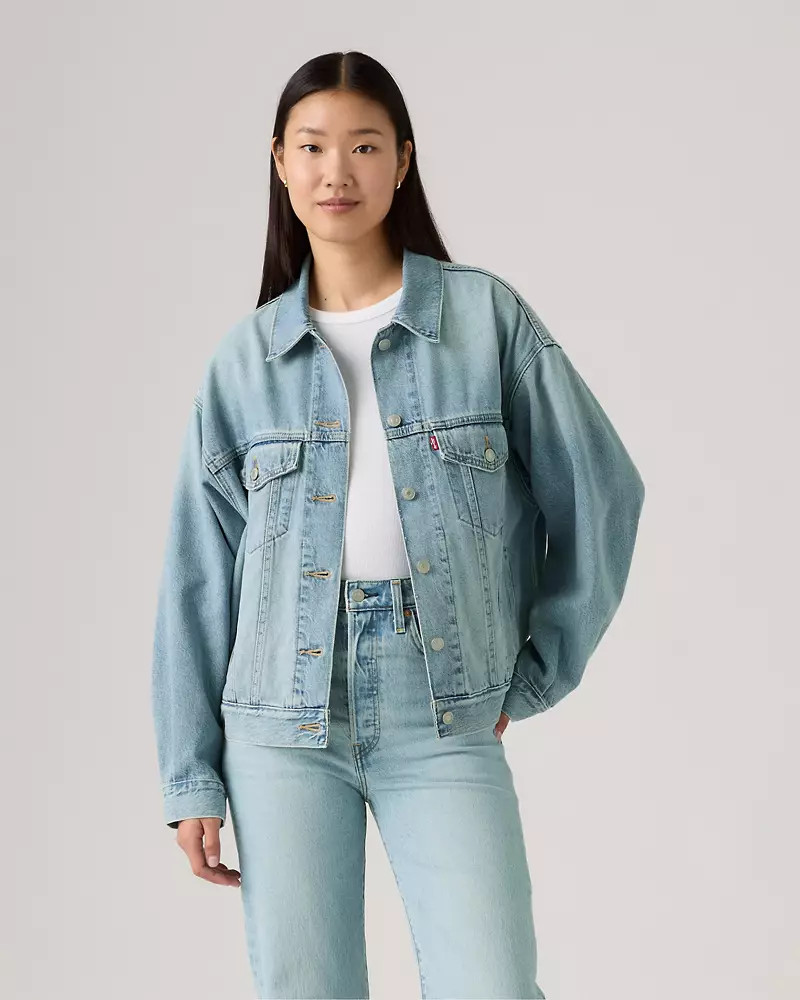 90s Sherpa Trucker Jacket - Light Wash | Levi's® US | Levi's US