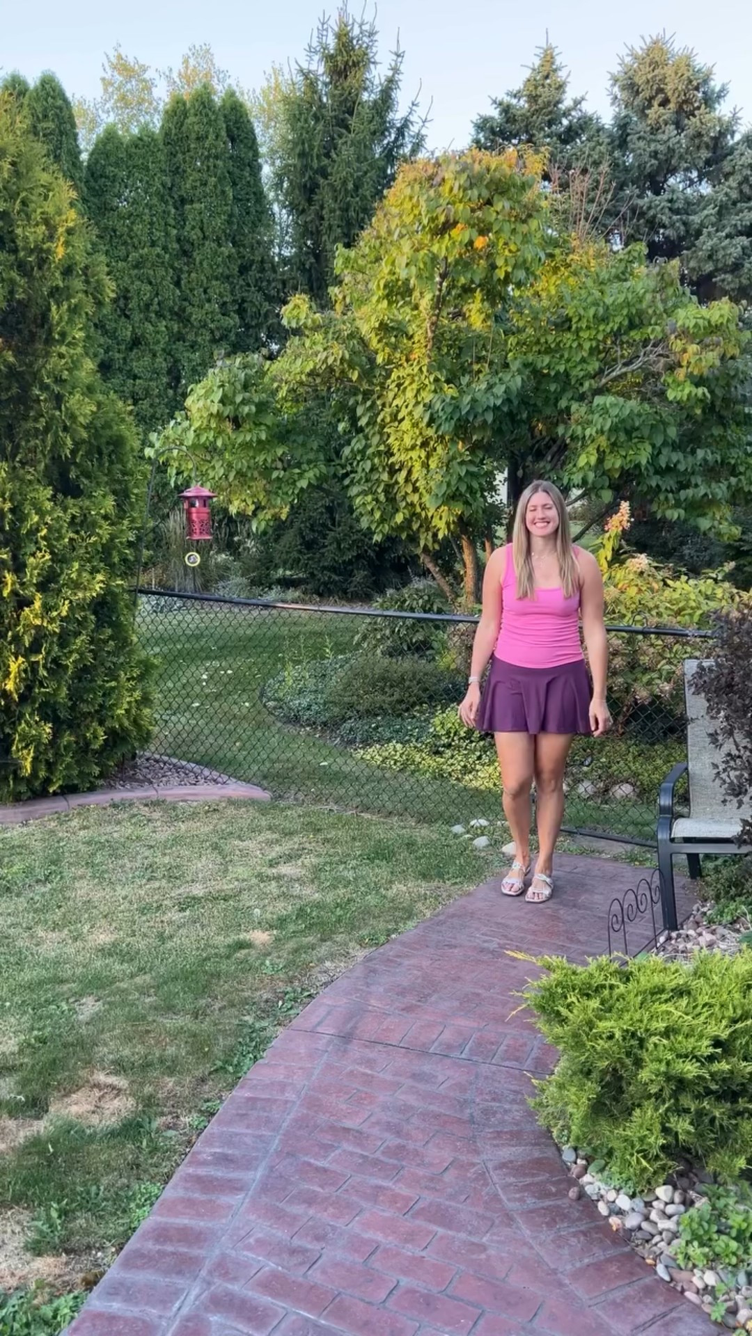Ok, more like new to me tall retailer because I’ve been following them for a while and finally tested some products for myself! I’m wearing a size large longer in this skort and it feels buttery soft and comfortable plus the twirl factor keeps me feeling cute while momming! Win win! Have you bought anything in tall from @popflex_active before? #tallskort #tallathleisure #tallmom #tallwomen