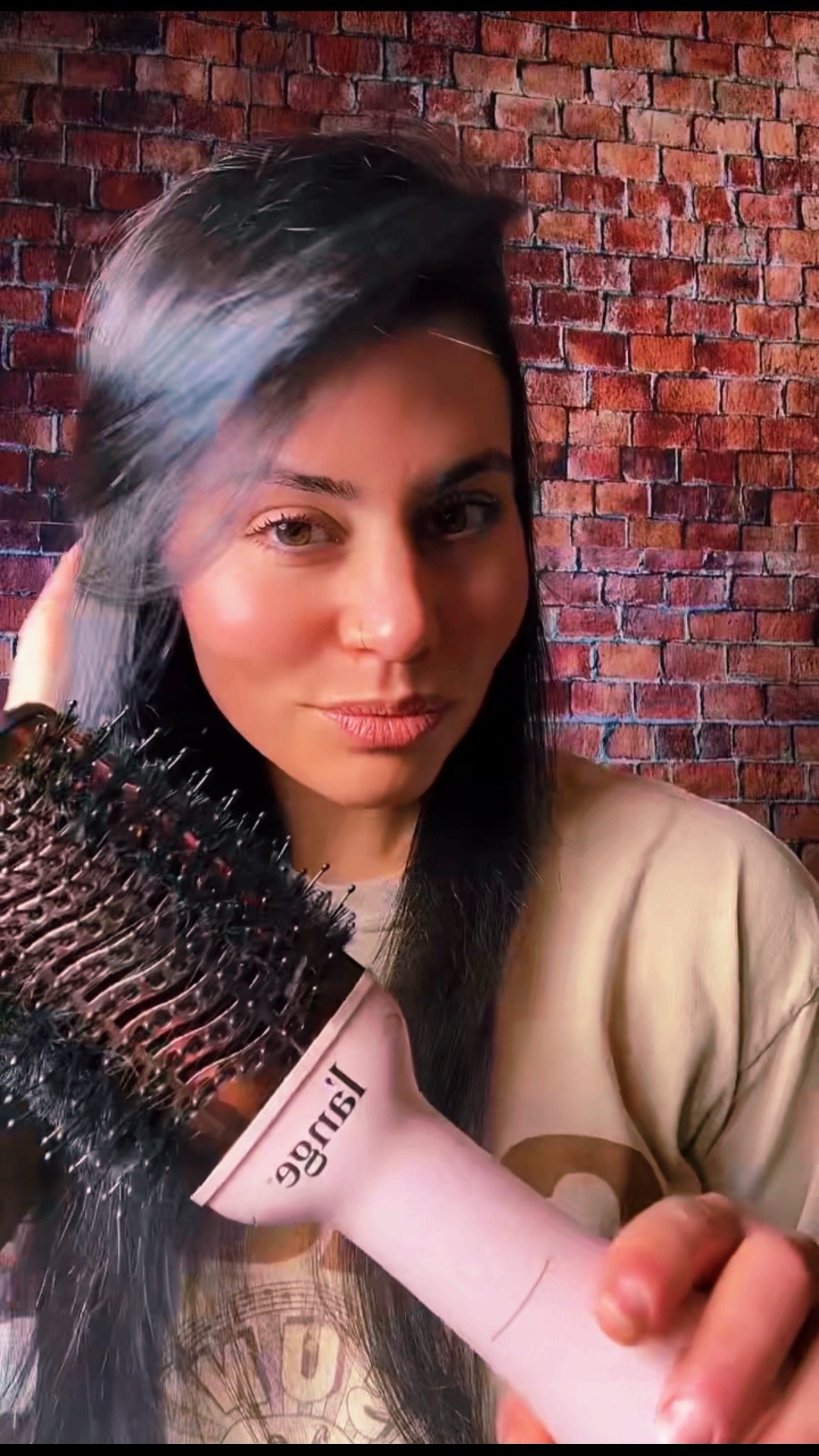 58% OFF WITH CODE: CHEERS - GET YOUR L’ANGE LE VOLUME 2 IN 1 TITANIUM DRYER BRUSH FOR $49.95 WHILE YOU CAN! 💗 #lange

#LTKFindsUnder50 #LTKGiftGuide #LTKBeauty