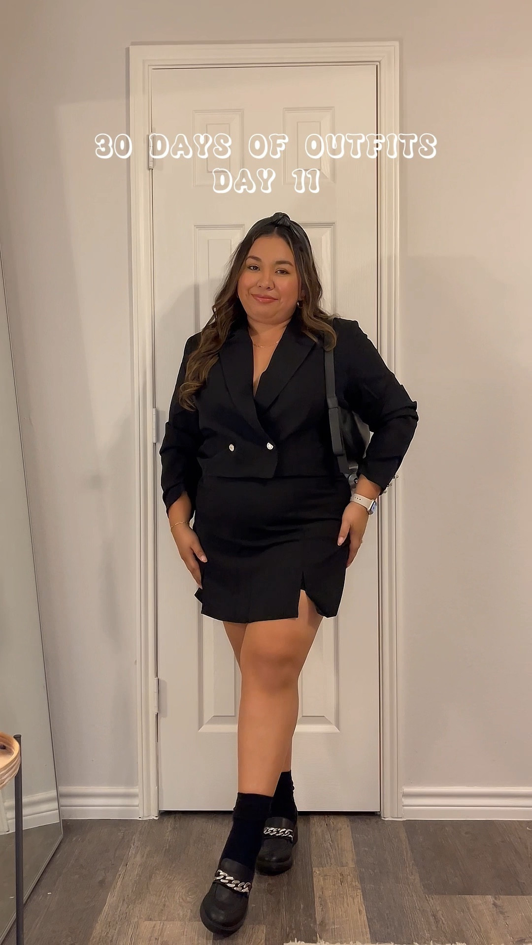 30 Days of Fall Outfits: Day 11

Fall fashion, fall outfits, fall outfit idea, fall transition outfit, shoulder bag, black two piece set, fall set, amazon find, amazon fashion, black loafers

#LTKSeasonal #LTKstyletip #LTKmidsize