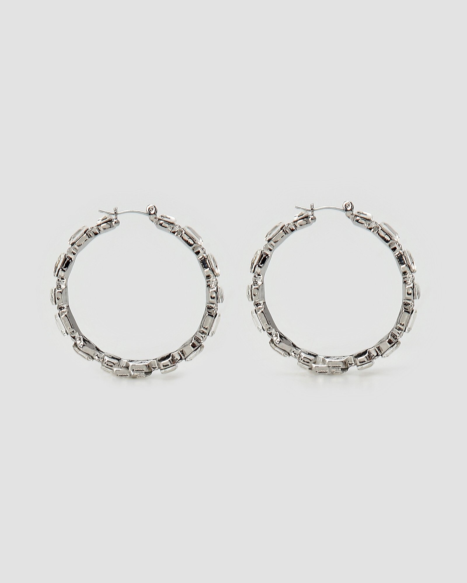 Brinco feminino argola com predaria prata | Accessori by Riachuelo | Riachuelo (BR)
