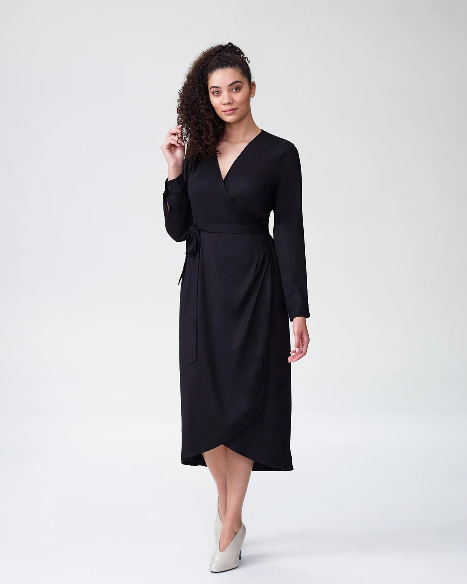 Rivers Wrap Dress - Black | Universal Standard