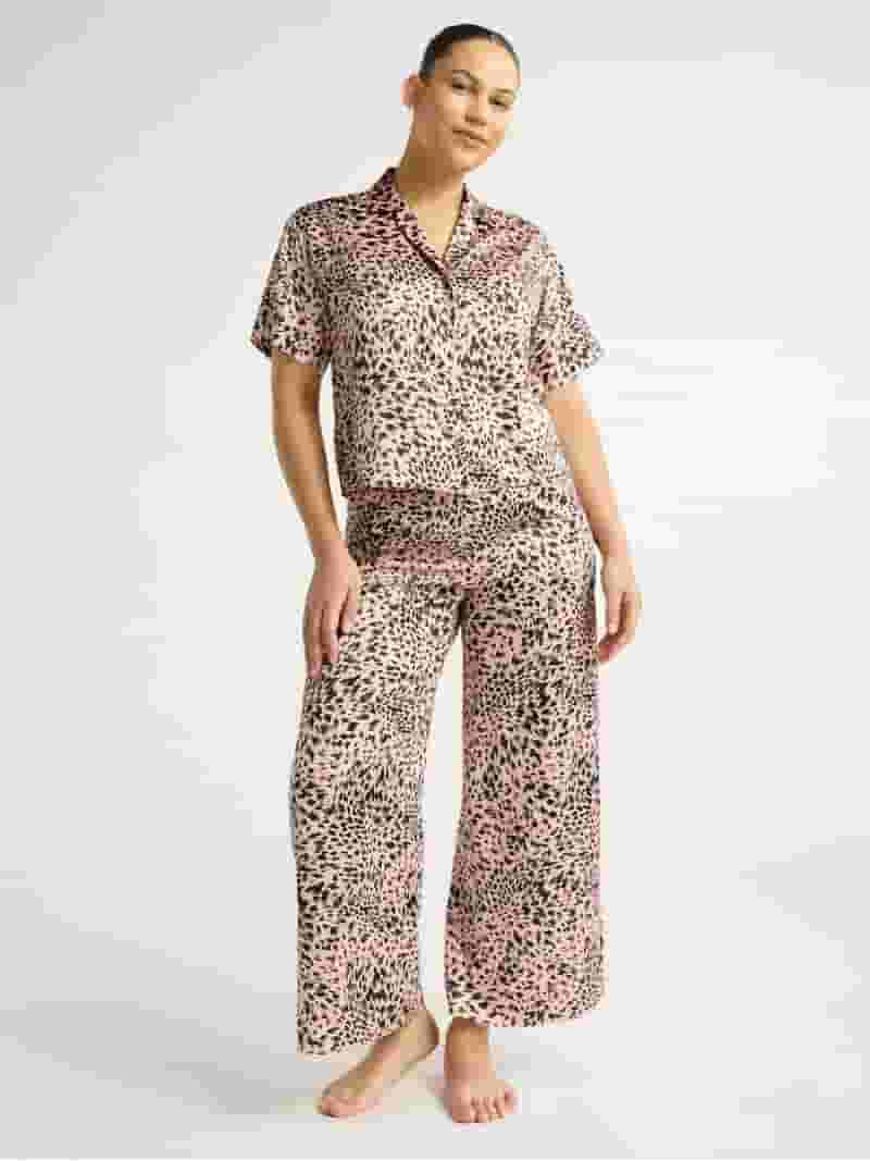 Joyspun Women’s and Women’s Plus Stretch Satin Pajama Set, Sizes S to 3X | Walmart (US)