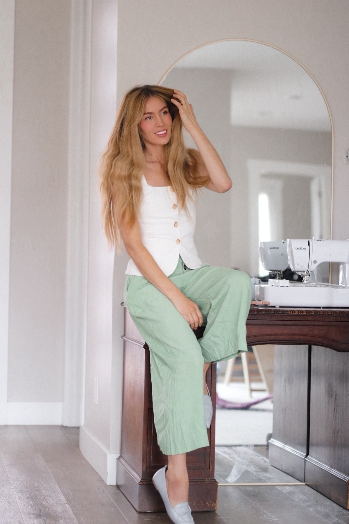 Cute causal outfits for spring 

#LTKmomlife #LTKootd #LTKSpringSale