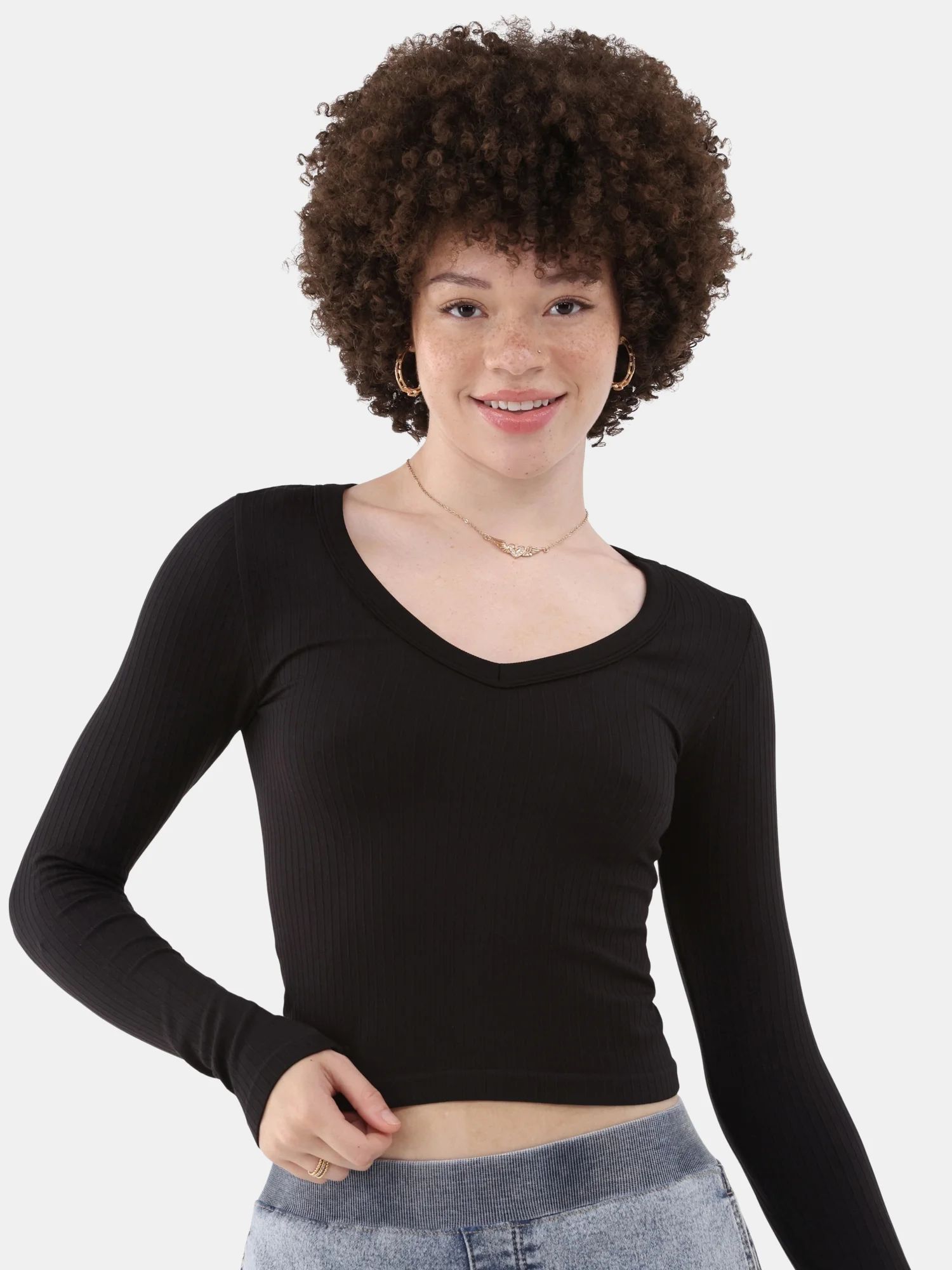 No Boundaries Seamless V-Neck Top with Long Sleeves, Women's and Women's Plus | Walmart (US)