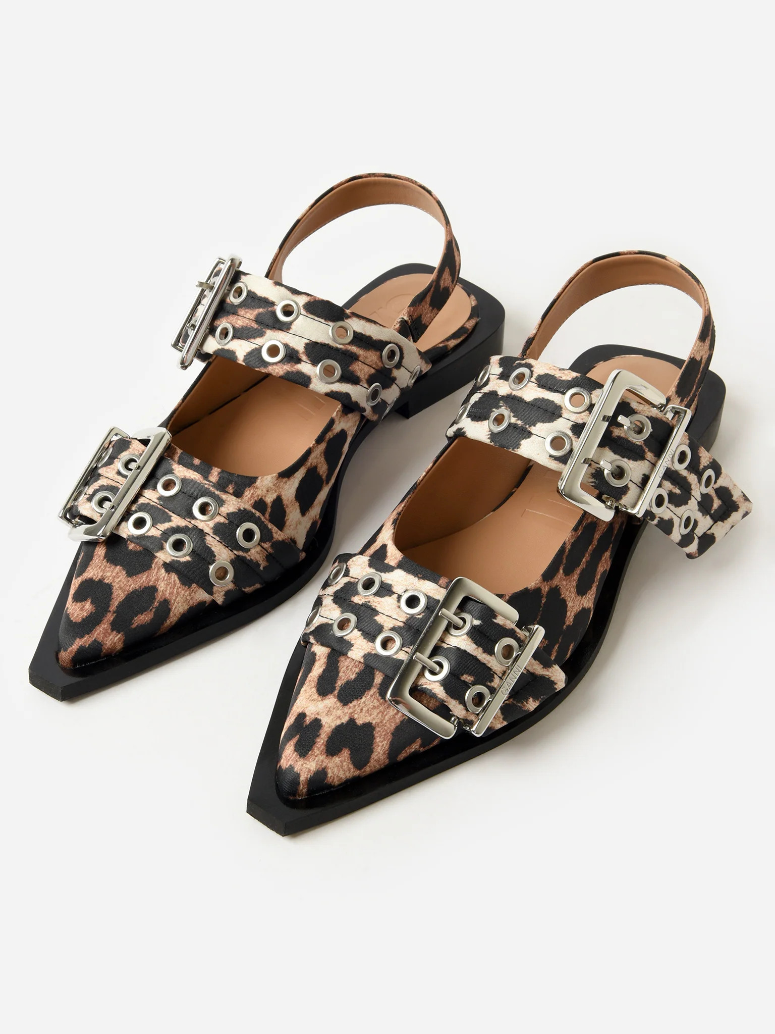 GANNI
                      
                     Women's Chunky Buckle Ballerina Flat | Saint Bernard