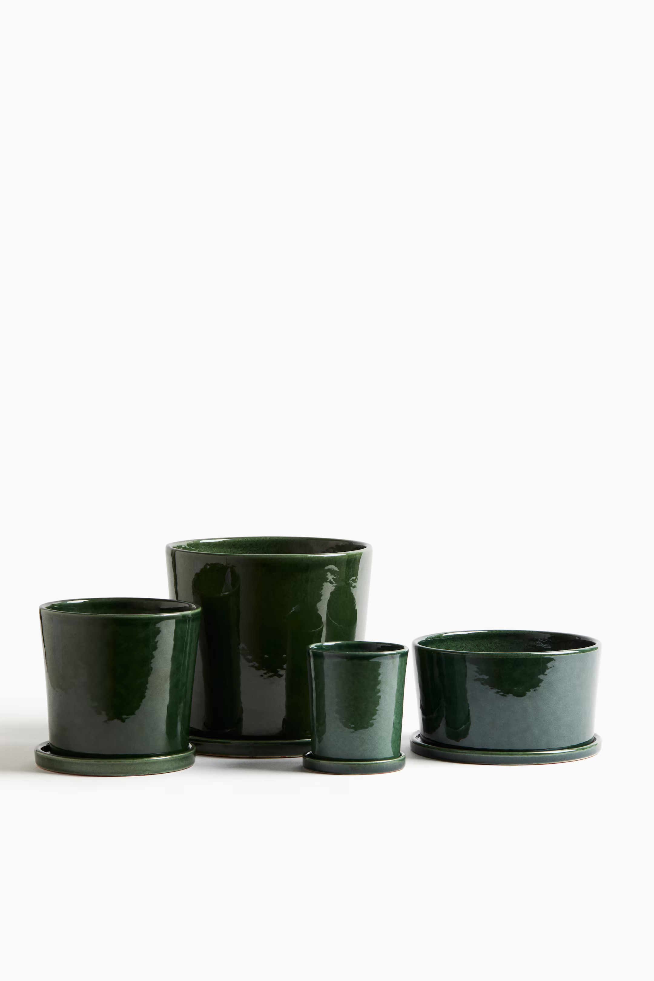 Wide Terracotta Plant Pot and Saucer | H&M (US + CA)