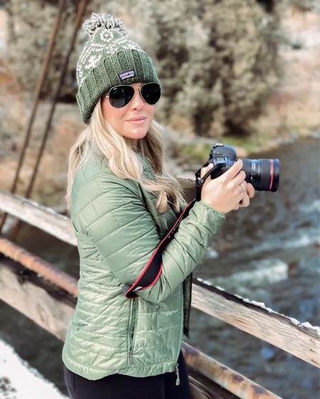 Perfect Hike Day Outfit

Patagonia Jacket // Ray Ban Sunglasses // Sorel Boots // Canon Camera and Lenses

For more outfit inspiration head to cristincooper.com 

#LTKSeasonal #LTKstyletip