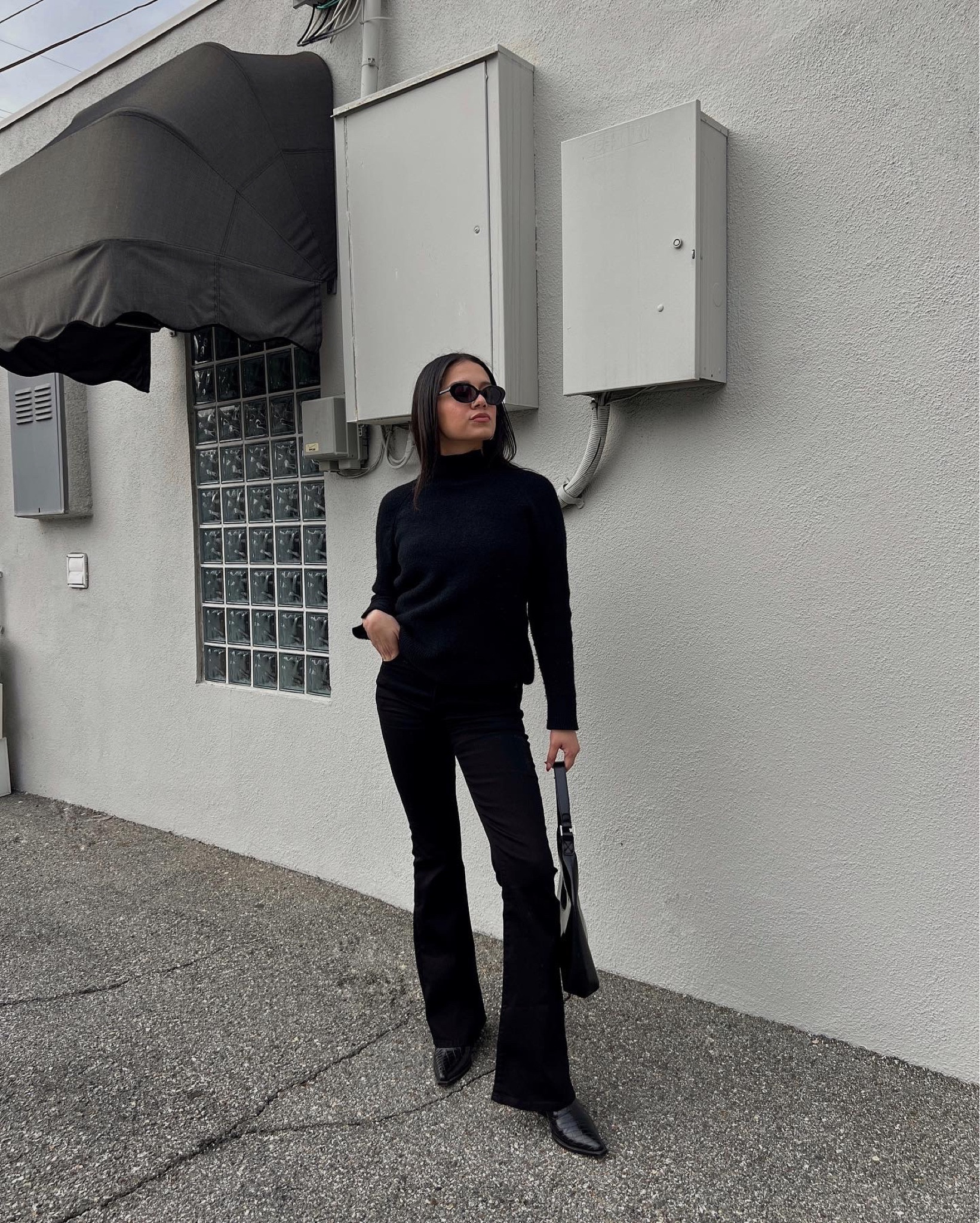 can’t go wrong with an all black outfit 

#LTKfit