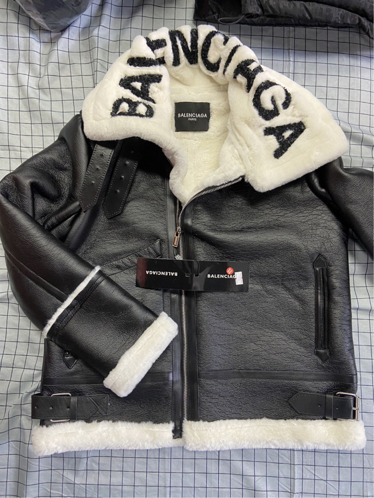 Balenciaga jacket #dhgate 

#LTKSale #LTKunder100 #LTKsalealert