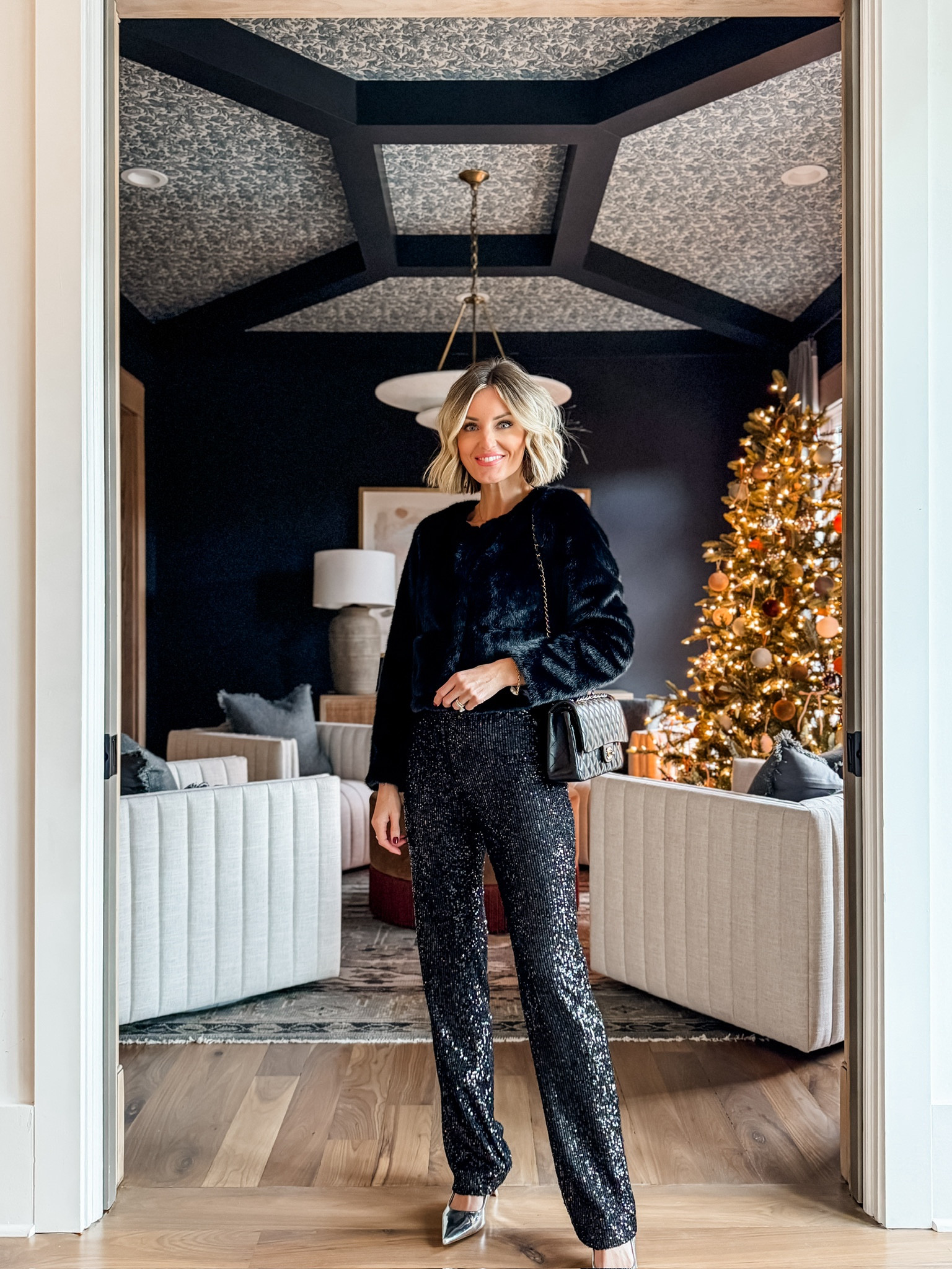 These pants are so fun! Wearing XS!

Loverly Grey, holiday looks, holiday party, Christmas party, sequin pants, New Year’s Eve outfit 

#LTKParties #LTKStyleTip #LTKHoliday