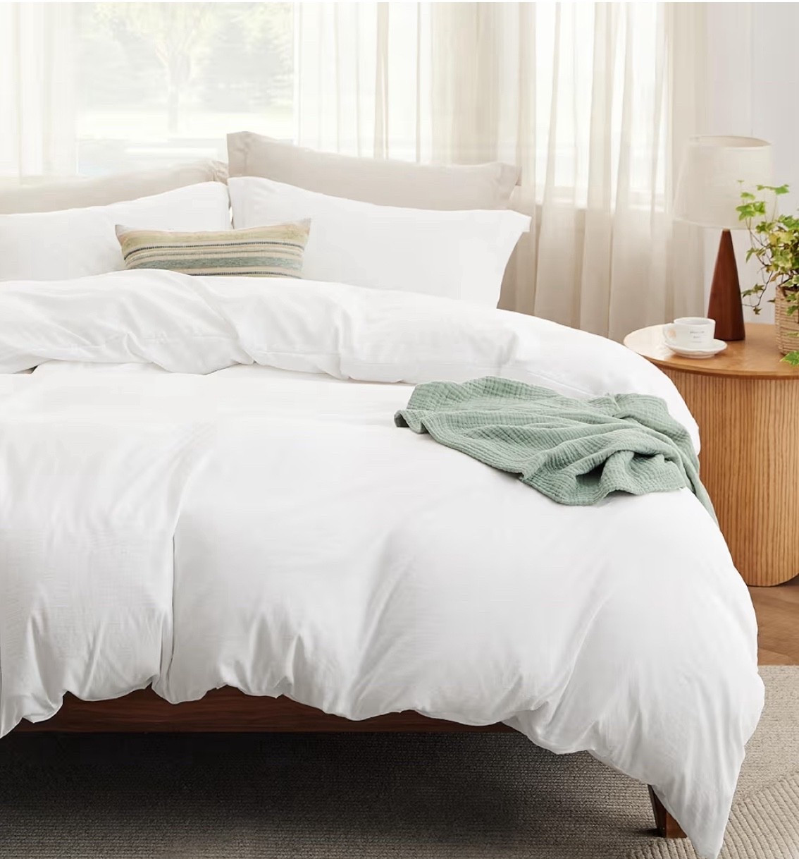 Bedsure Duvet Cover Queen Size with Fitted Sheet - 4 Pieces Prewashed Cotton-Like Extra Soft Bedding Set, Includes 1 Duvet Cover 90x90 Inches with Zipper Closure, 2 Pillow Shams, 1 Fitted Sheet, White

#LTKHome #LTKHoliday #LTKSeasonal