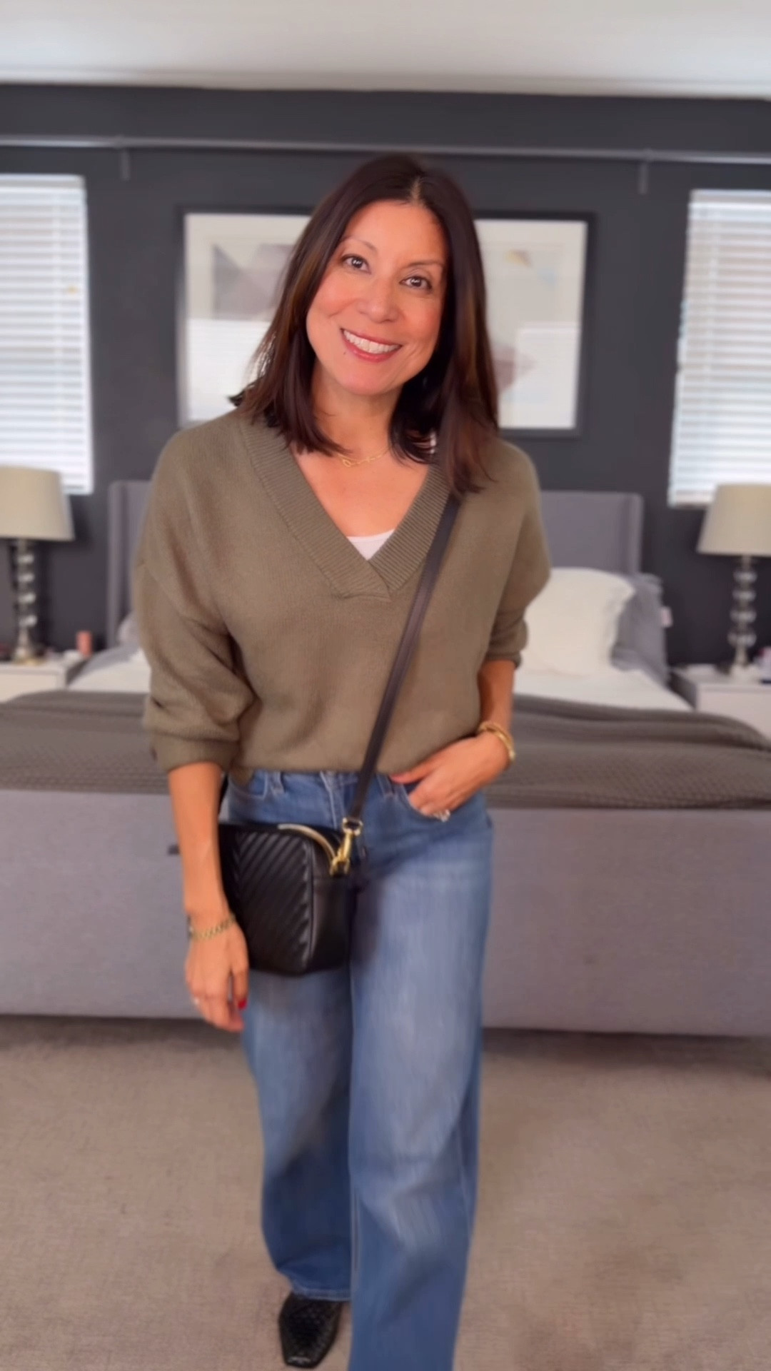 When break is over it’s always a bit sad. I’ll now have ti wake up early again :) 



Jeans size 0 
Sweater older xs 
Shoes fit tts 

#LTKgrwm #LTKootd #LTKmomlife