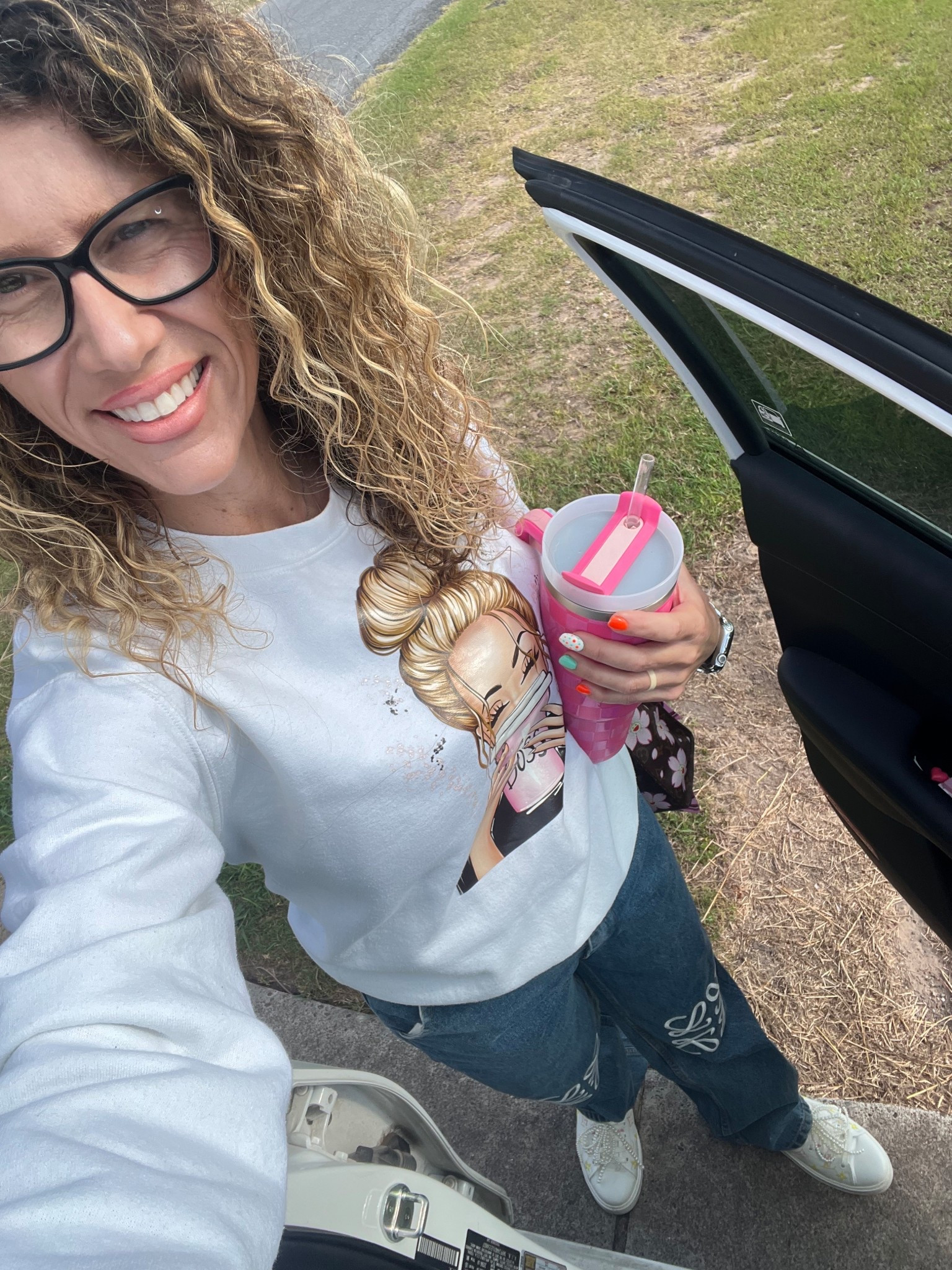 Weekend casual fit . Sweatshirt from Infinity Boutique 

#LTKBeauty #LTKStyleTip #LTKActive