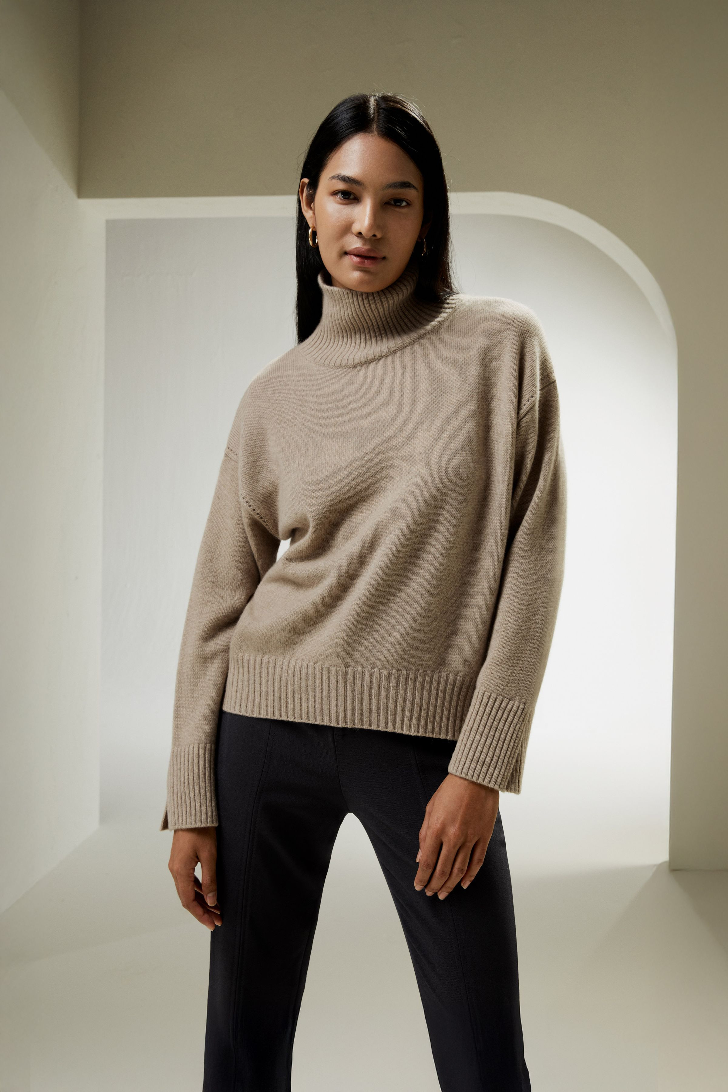 Turtleneck Relaxed-Fit Cashmere Sweater | LILYSILK
