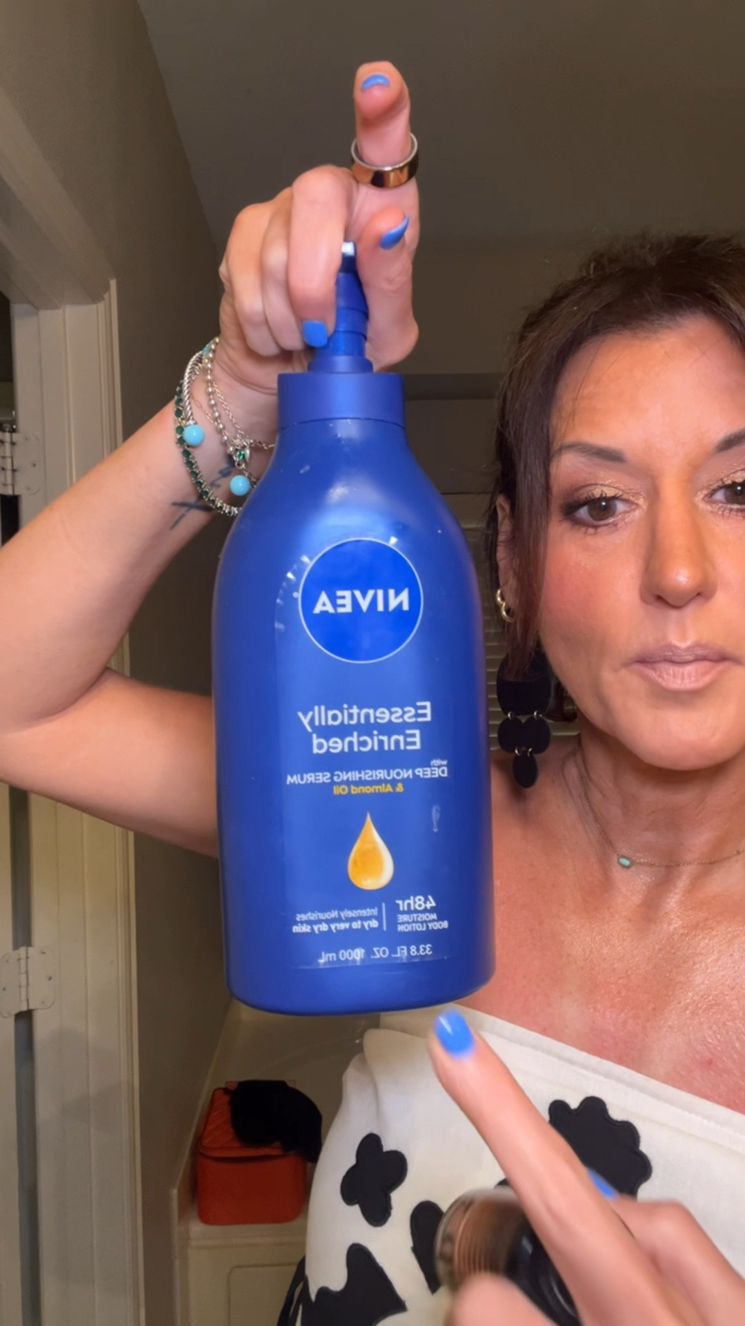 The glow!!!

#LTKStyleTip #LTKOver40 #LTKBeauty