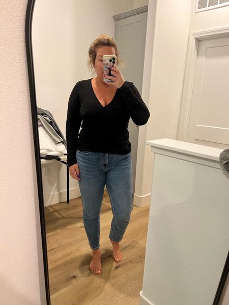 This black v-neck with ruching is super flattering! Paired with skinny jeans from one of my favorite retailers!

#LTKunder50 #LTKstyletip #LTKFind