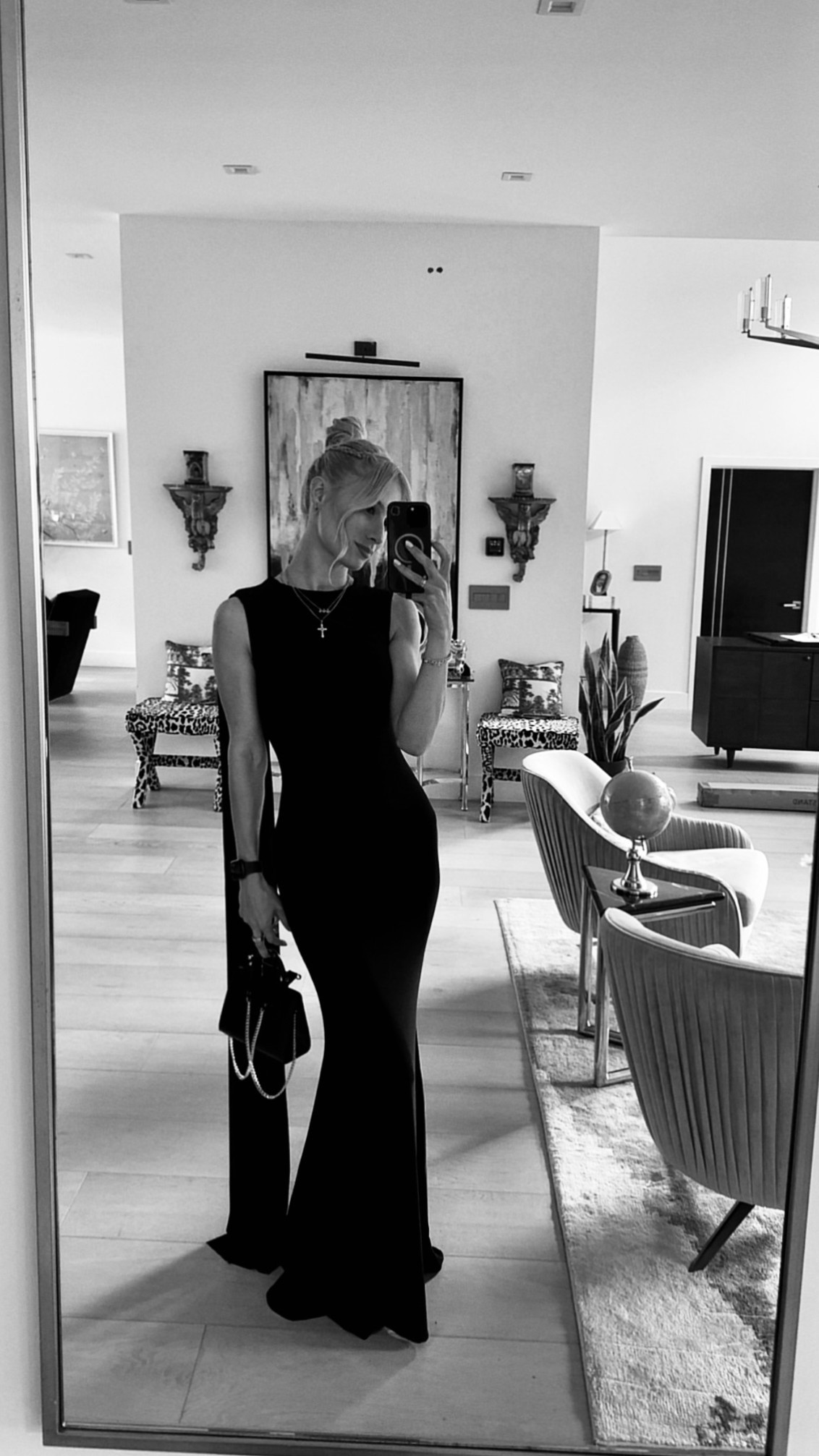 
🖤Minimal but makes a statement ✨
This dress fits like a dream and instantly makes you feel put together.
Comfortable and soft! ❣️

#LTKTall #LTKootd #LTKgrwm