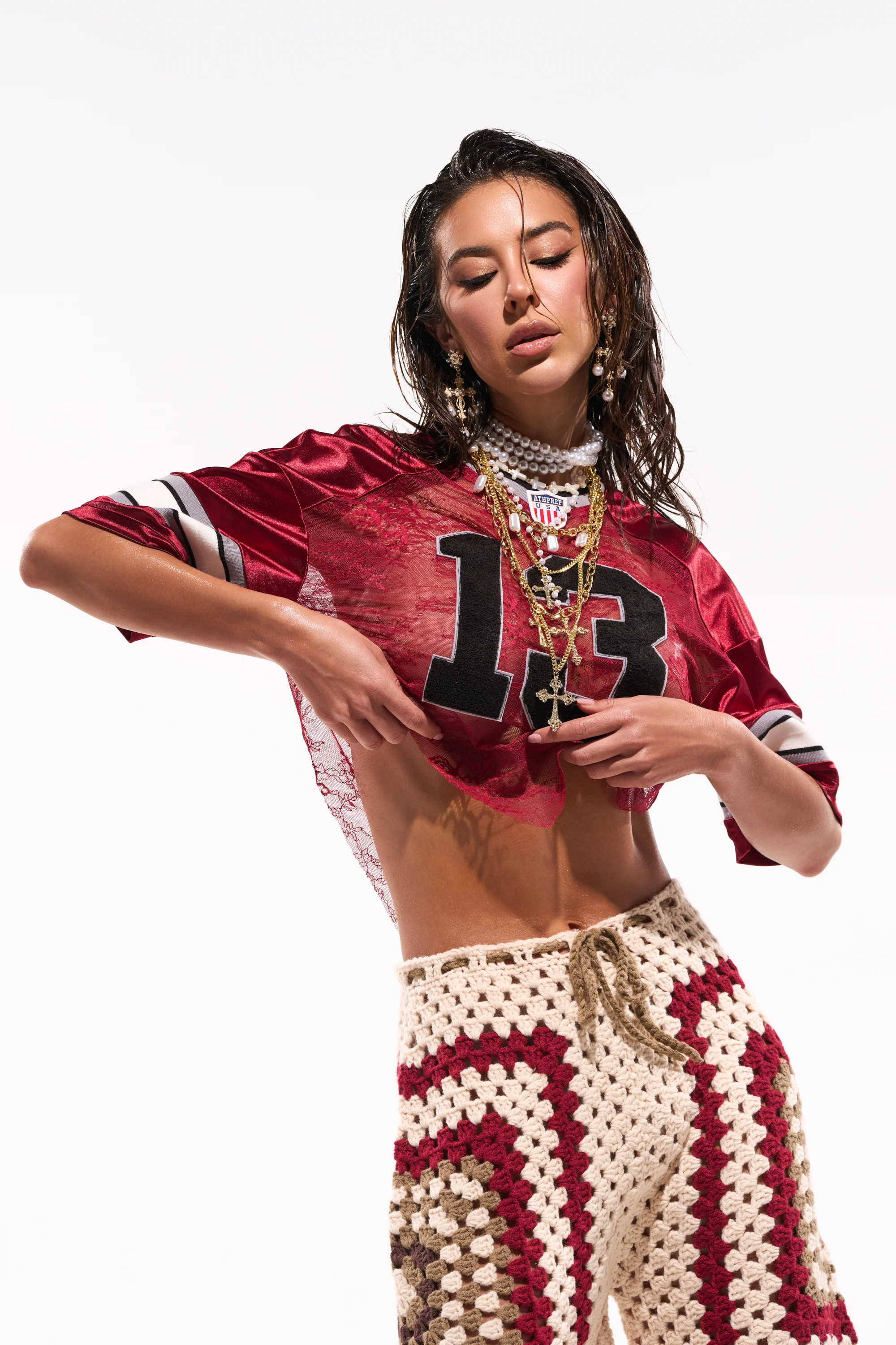 LUCKY LACE JERSEY TOP IN BURGUNDY | AKIRA