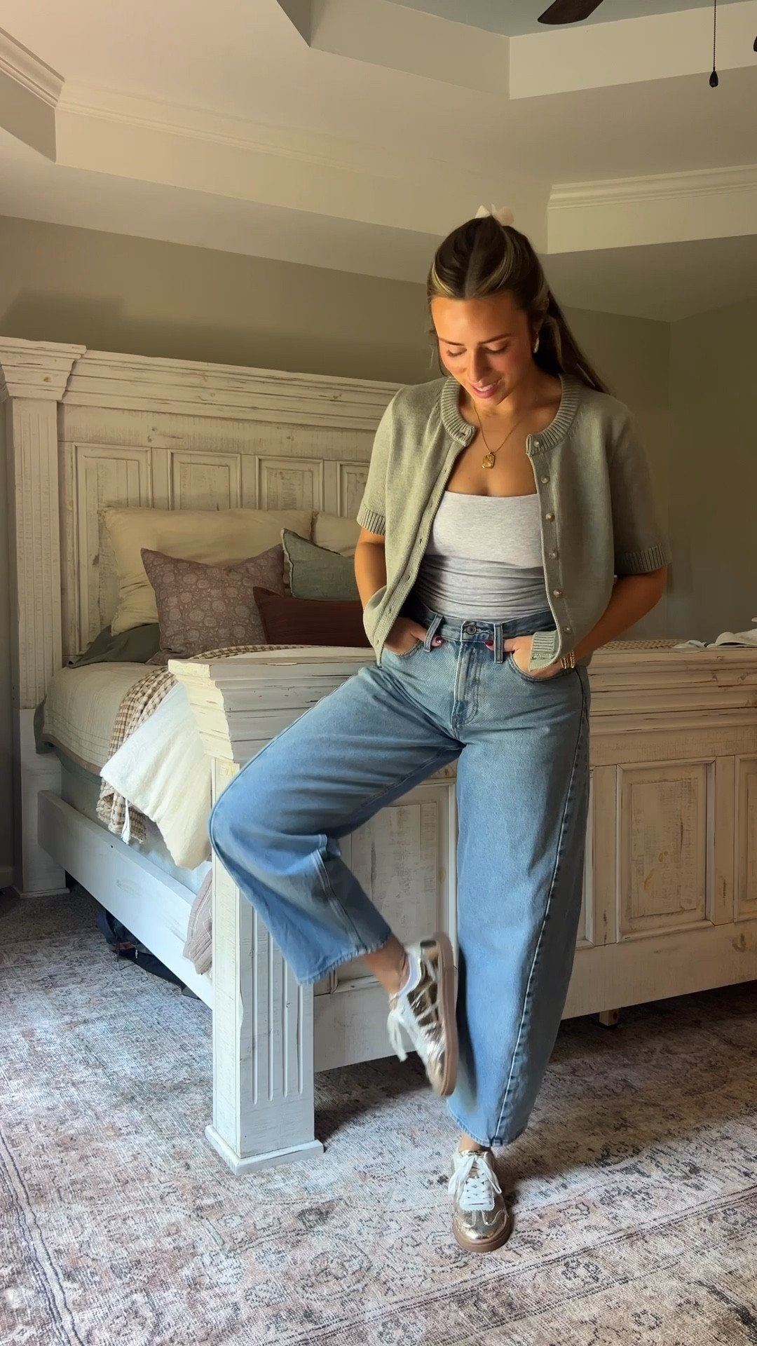 Get dressed with me! Unintentionally wore an entire outfit from Abercrombie🤍 

#LTKStyleTip #LTKFallSale #LTKSeasonal