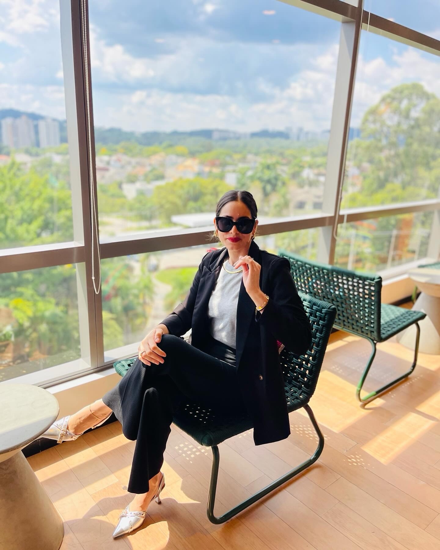 Registrando meu look do dia para vocês! Alfaiataria clássica e atemporal🤌🏻😮‍💨 


#LTKmidsize #LTKbrasil #LTKbeauty