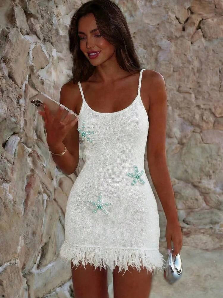 Vestido Corto Ajustado Sin Espalda Con Tirantes Finos, Decorado Con Estampado De Estrellas De Mar Y Flecos En El Bajo, En Color Verde, Ideal Para Playa, Fiesta, Vacaciones, Citas, Festivales De Música Y Otras Ocasiones | SHEIN