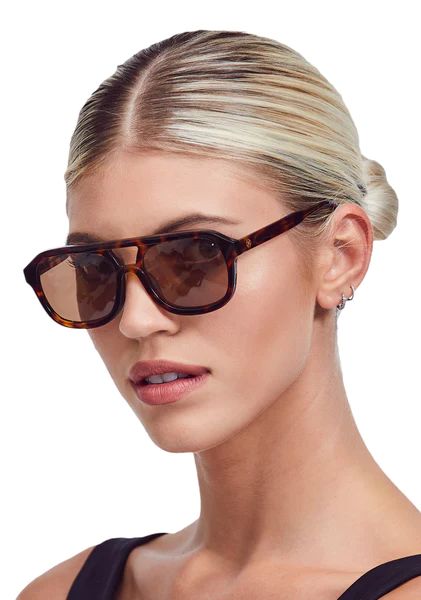Capri Sunglasses | Devon Windsor
