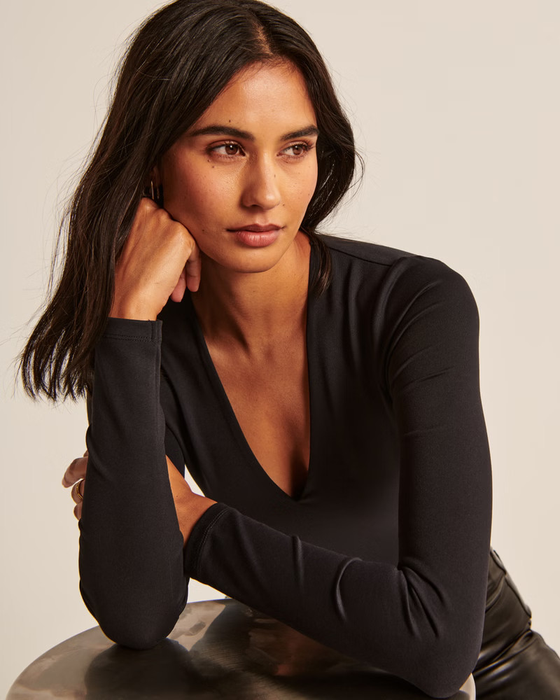 Women's Long-Sleeve Seamless Fabric V-Neck Bodysuit | Women's Tops | Abercrombie.com | Abercrombie & Fitch (US)