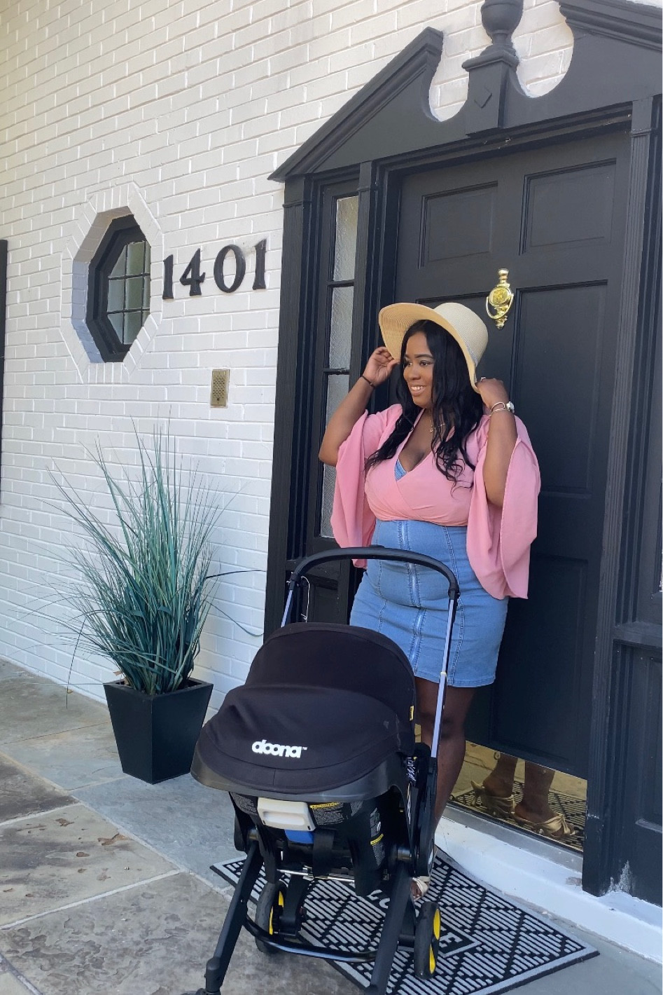 Fall is here. Who’s ready to jump into the season with some millennial mom fashion? Here is a cute outfit to head off to the pumpkin patches with your little one! 

#LTKbaby #LTKHoliday #LTKSeasonal