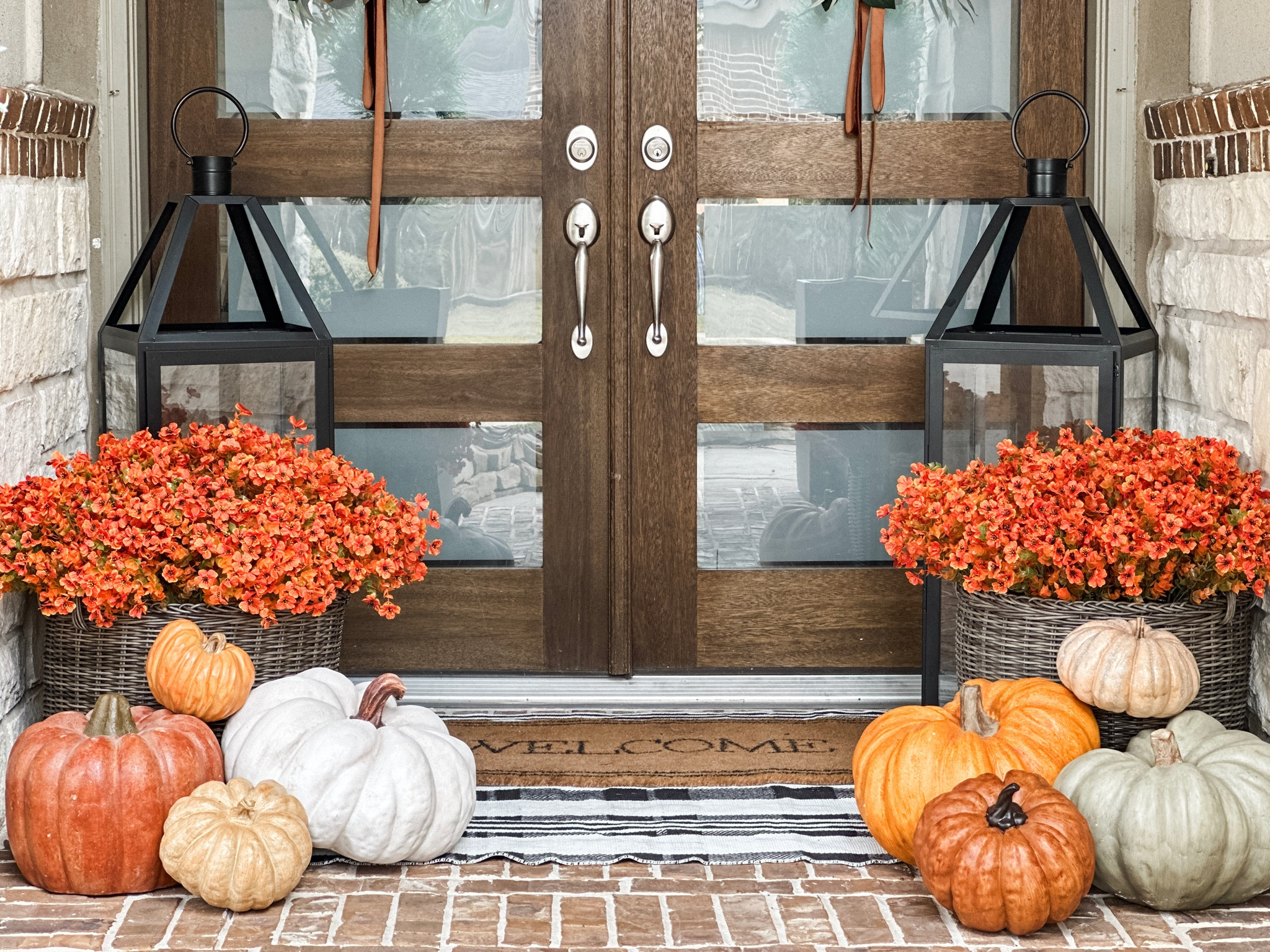 Fall front porch 

Top Picks of September: Must-Have Home Finds, home finds, home decor, home inspo, decor finds, decor inspo, neutral home, neutral decor, neutral home inspo, modern home, modern decor, modern home inspo, home decorating, must-have furniture, furniture finds, decor must-haves

#LTKHome #LTKSeasonal #LTKFindsUnder100