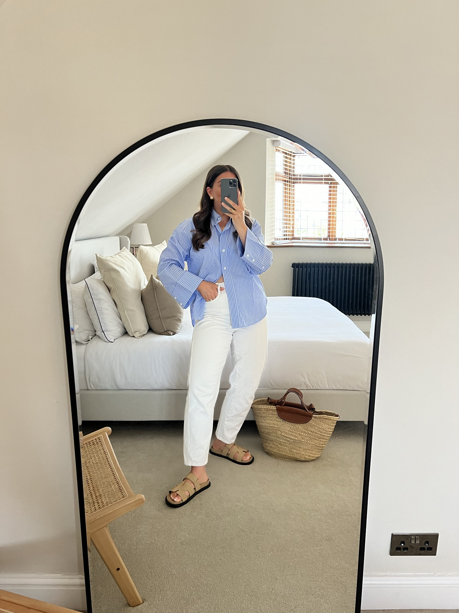 Blue stripes & sunshine 💙

I wear size S in the shirt
My jeans are really old but found some very similar 

#LTKstyletip