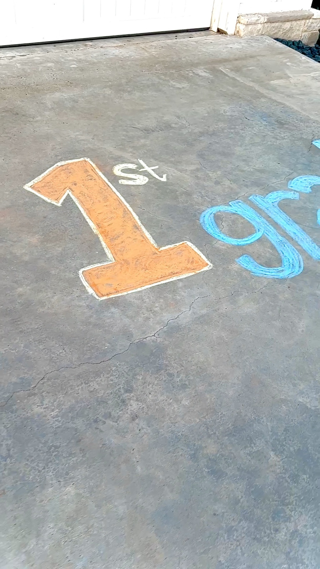 I love a good chalk set, especially when I need to make a sidewalk design for the 1st day of school pictures!! Always makes a cute 1st day photo for me! 

Back2school | chalk | LTKFamily

#LTKHome #LTKKids #LTKBacktoSchool