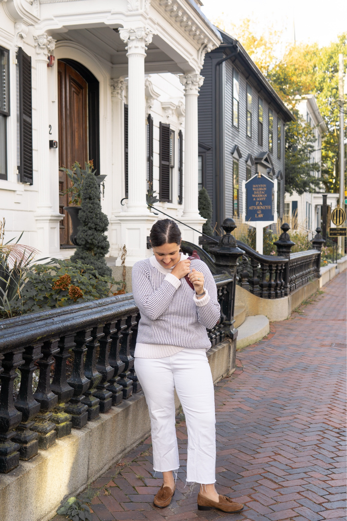 In today's episode 🍂

I explore Portsmouth, New Hampshire in this cozy @llbean sweater. It was an impulse buy on our last trip to Vermont and I'm so happy it made it to my closet.

For outfit details, comment SHOP or click the link in my profile. 🤍



#LTKSeasonal #LTKTravel #LTKMidsize
