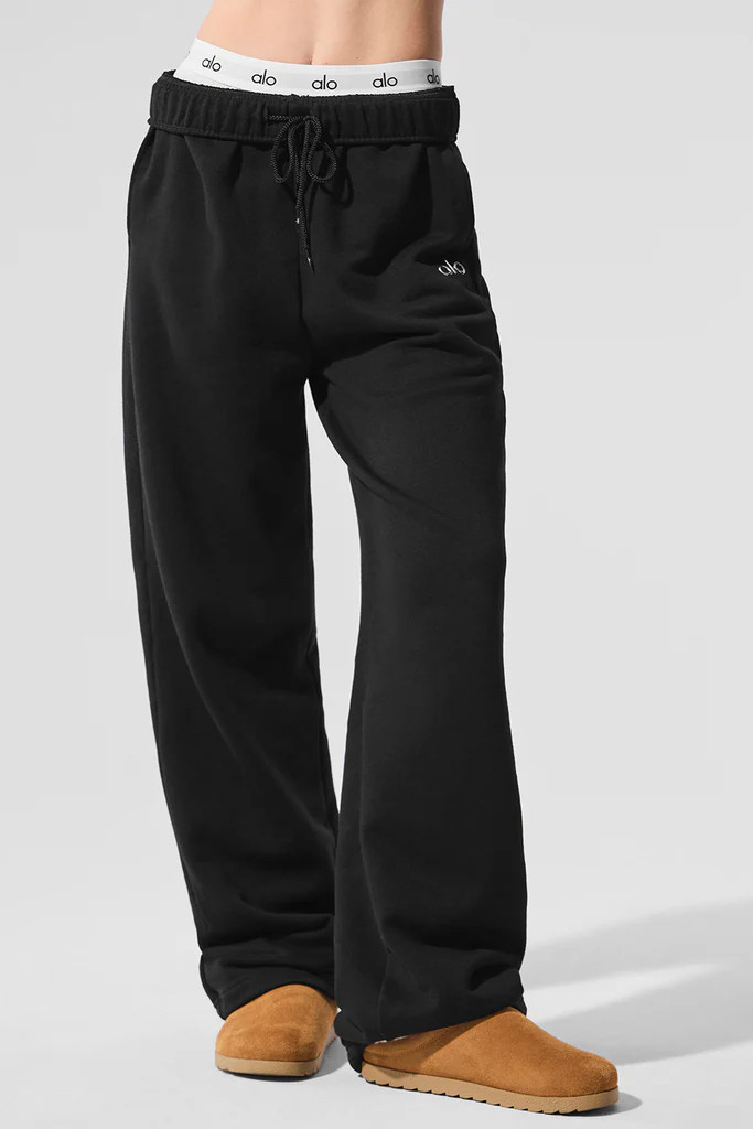 Accolade Straight Leg Sweatpant | Alo Yoga (US)