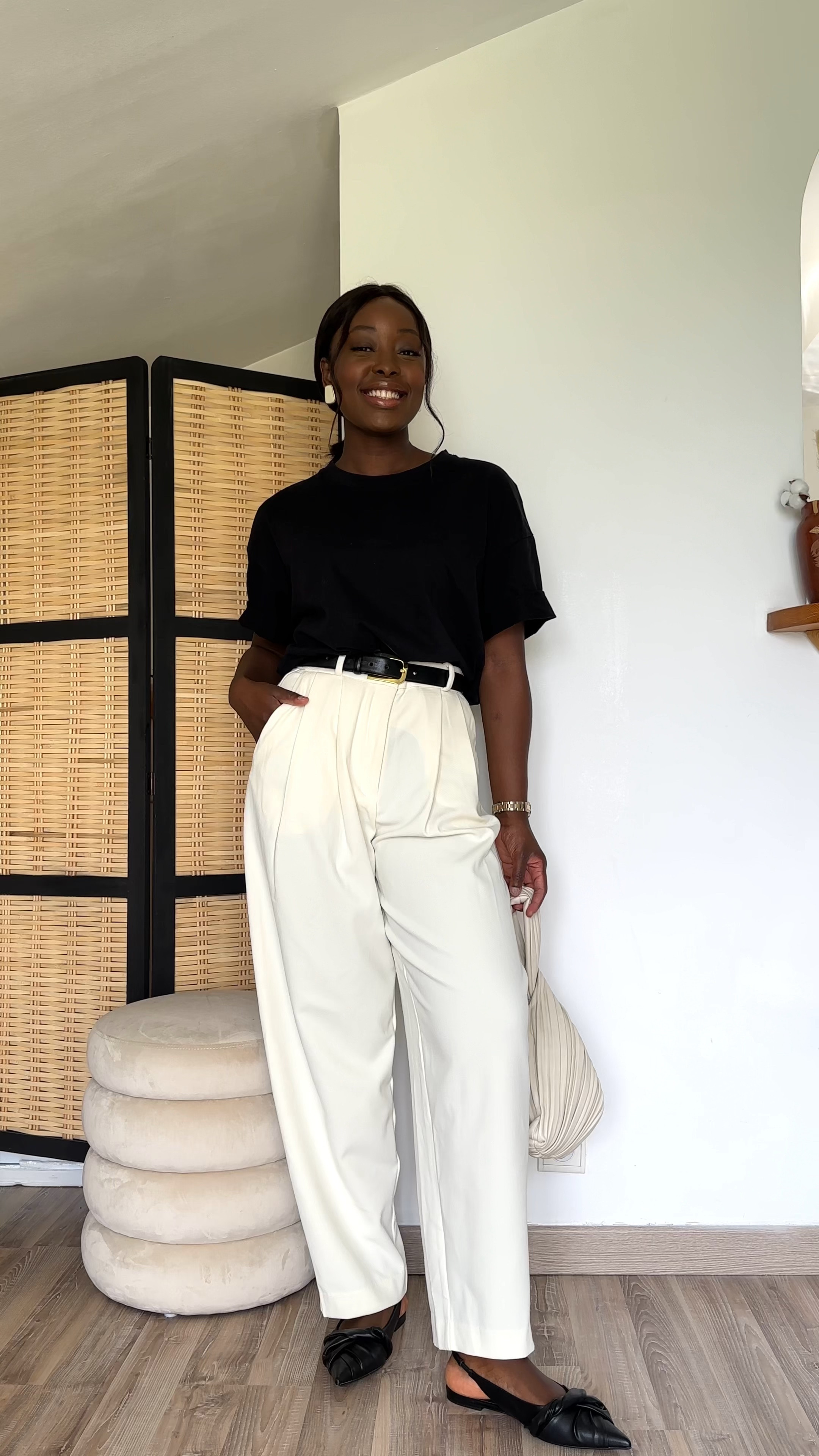 Styling my new fav white trousers 🤍

#summeroutfit #outfitsinspo