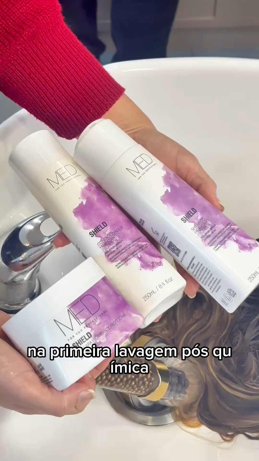 O segredo de um cabelo bonito mesmo fazendo química? Produtos que entregam qualidade e é claro bons profissionais. 

#LTKbrasil #LTKbeleza