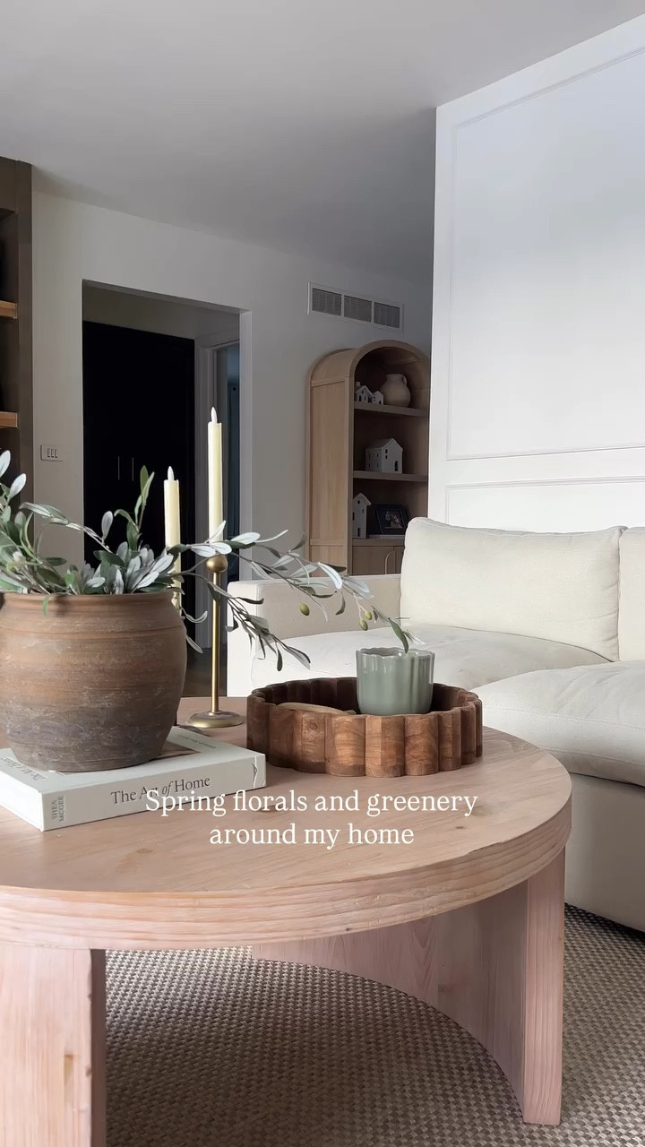 Spring greenery and florals around my home 🌷 Hope you all had a wonderful Easter weekend! 



#LTKHome #LTKSaleAlert #LTKSeasonal