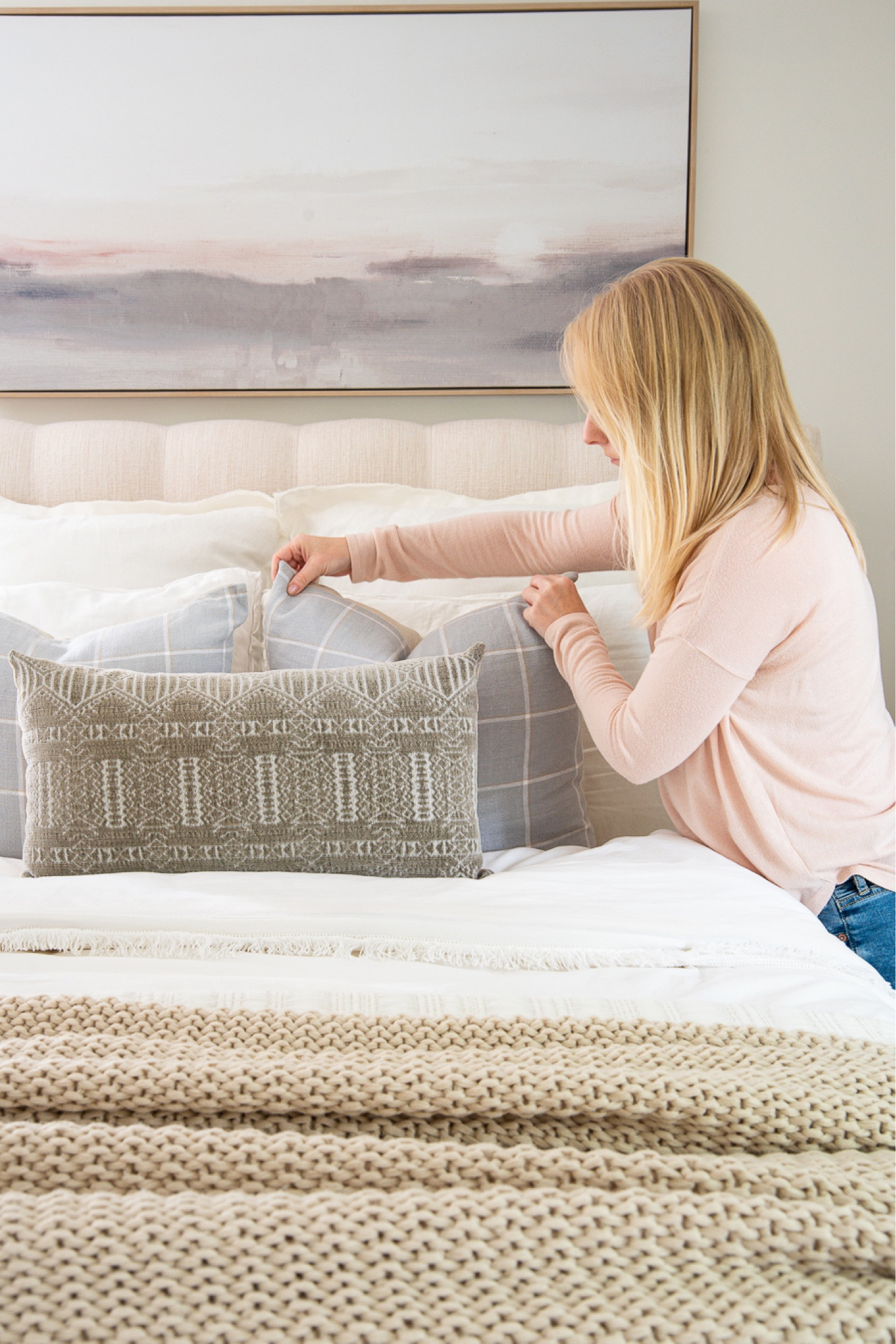 Neutral bedroom bedding, throw blankets, throw pillows, artwork, home decor, master bedroom, coastal theme 

#LTKhome