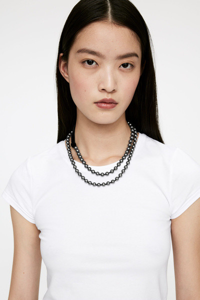 Samthalskette mit Glasperlen – Dunkelgrau/Schwarz – ARKET AT | Arket EU