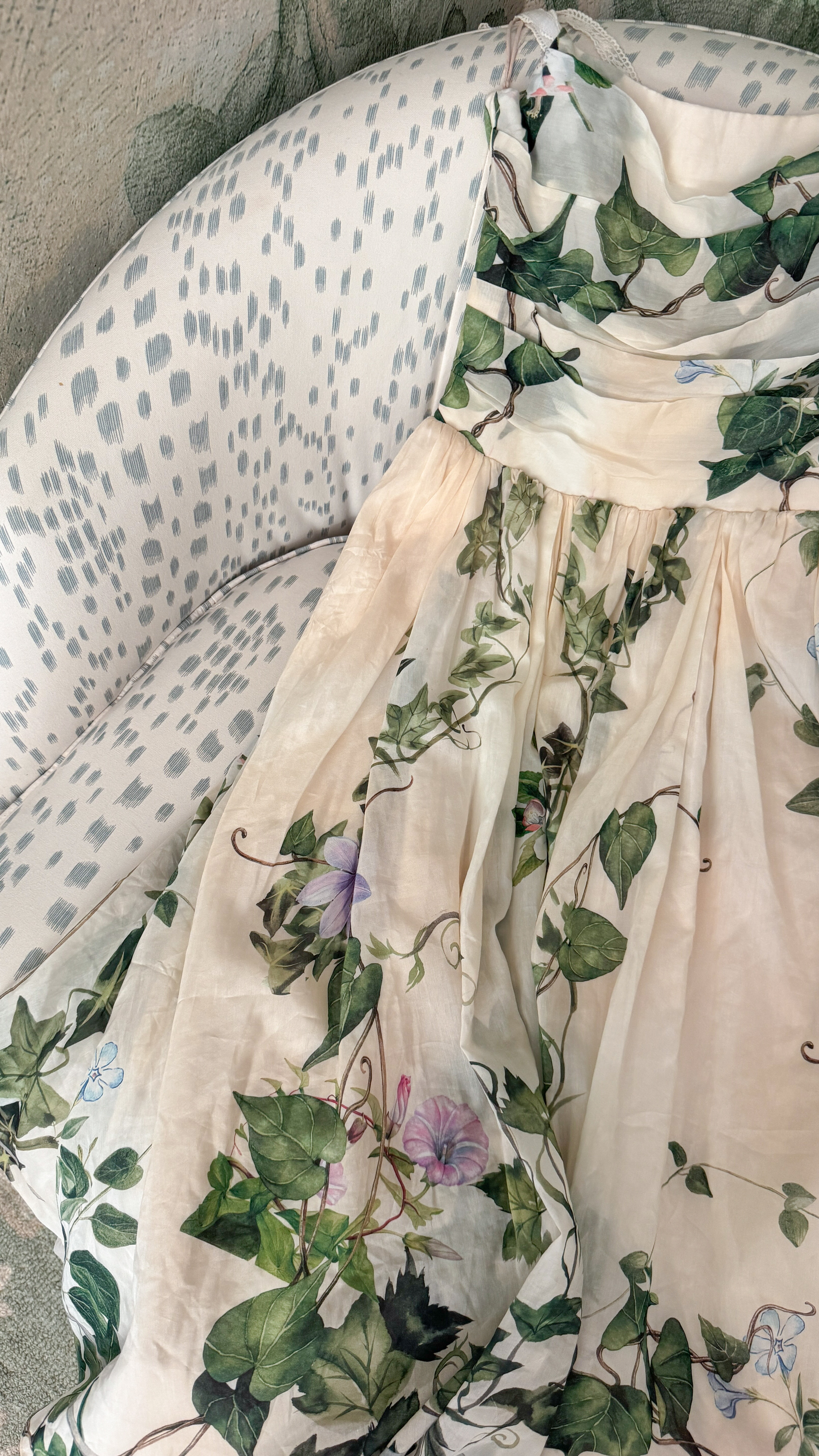 ALICE + OLIVIA summer flash sale is up to 70% off today! Liking all my faorite finds. 

@aliceandolivia #ad #sponsored

#LTKootd #LTKSaleAlert #LTKWedding