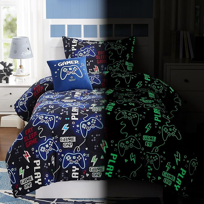 Kids Comforter Set Twin Size for Boys, Glow in The Dark Gamer Bedding Set 1 Comforter, 1 Decor Pi... | Amazon (US)