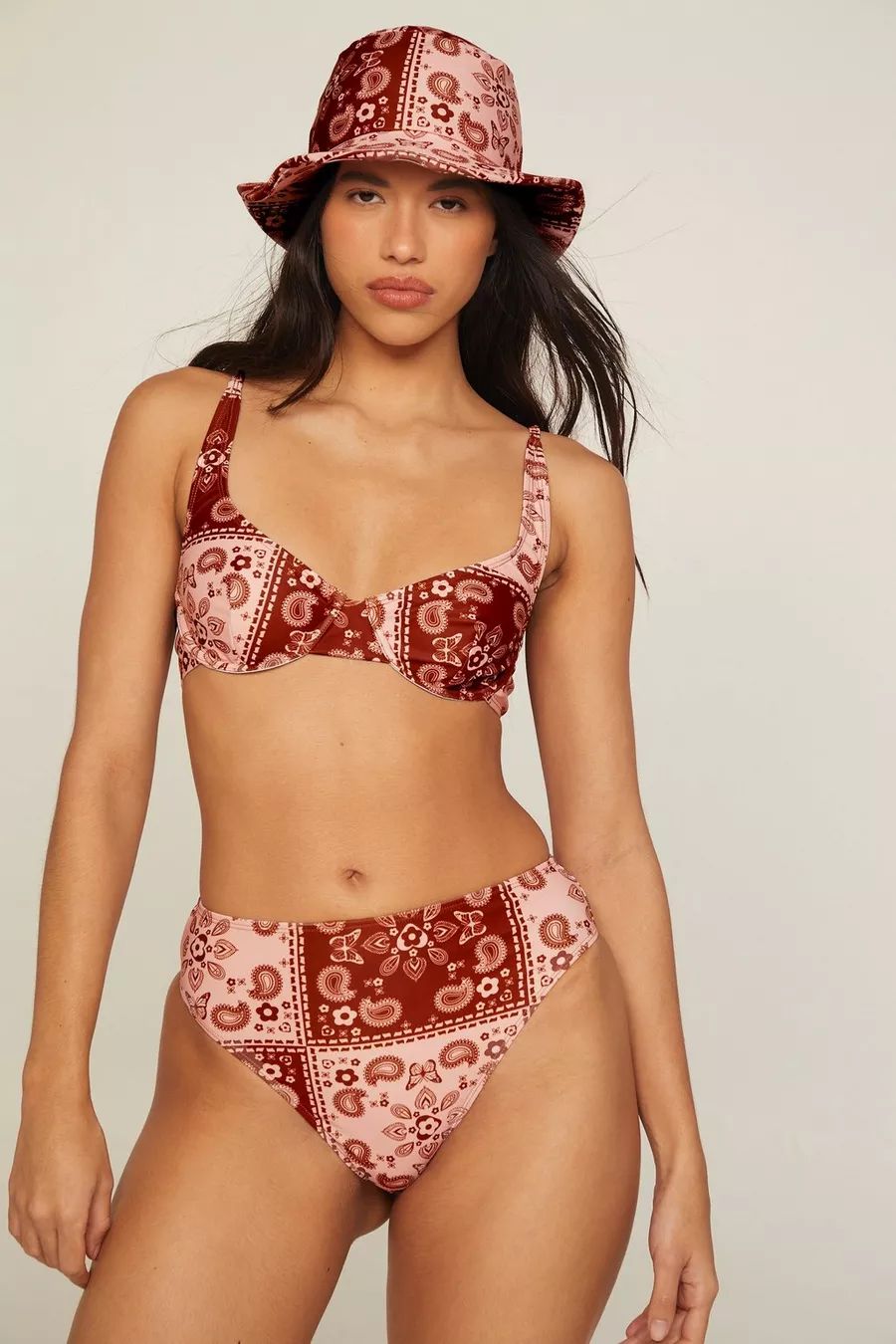 Recycled Tile Print Underwire Bikini And Bucket Hat 3pc Set | Nasty Gal US