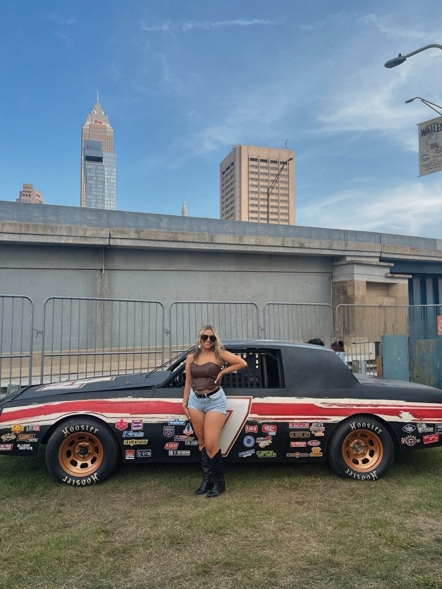 hotel from the bottom of the barrel, blistered feet, 3 hour uber waits, and traveling 10 hours total to see @morganwallen ... would 100% do it again. 