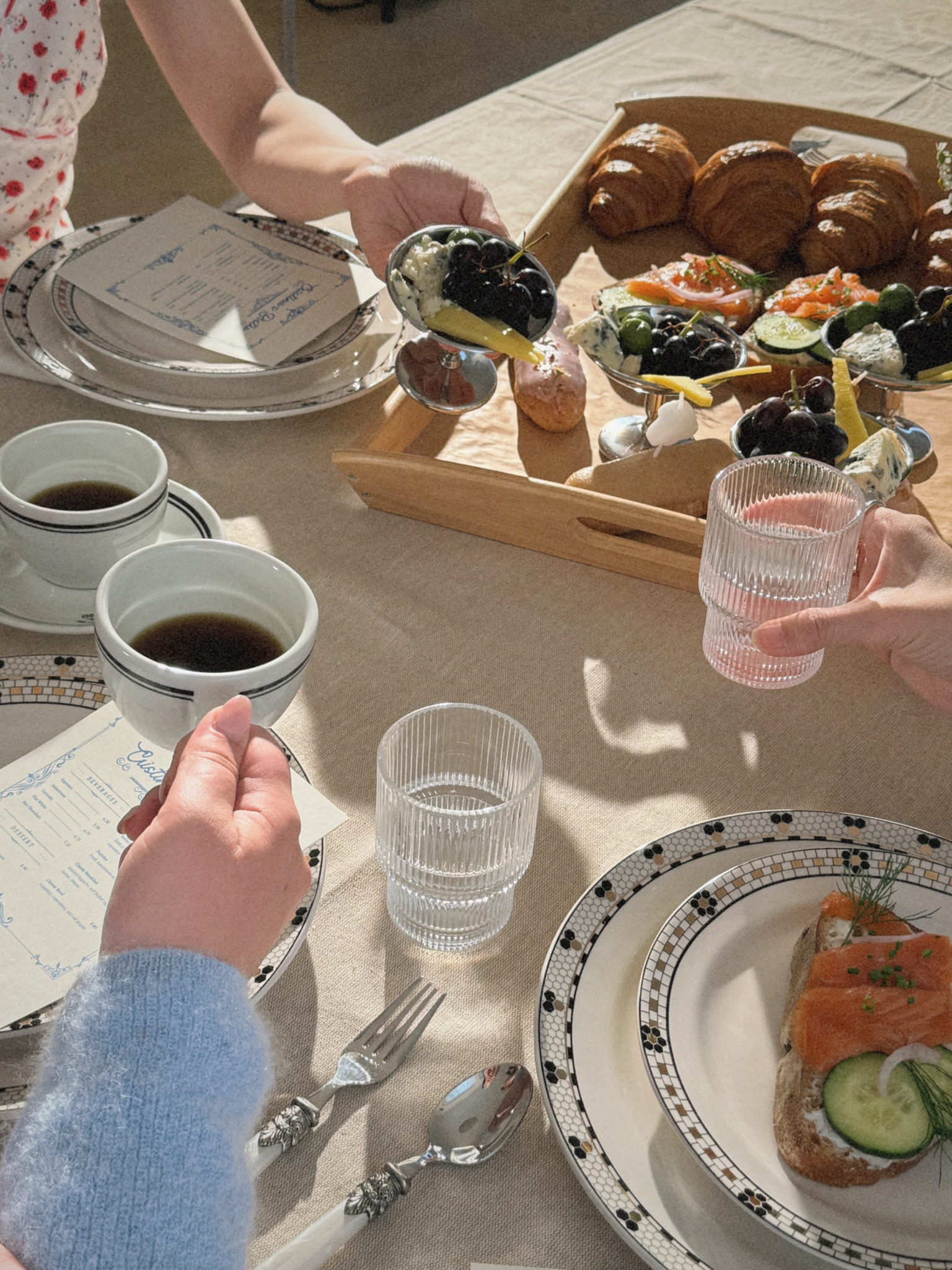 Hosting a dinner party or brunch with friends 💕 Paris bistro inspired tablescape 

#LTKHome