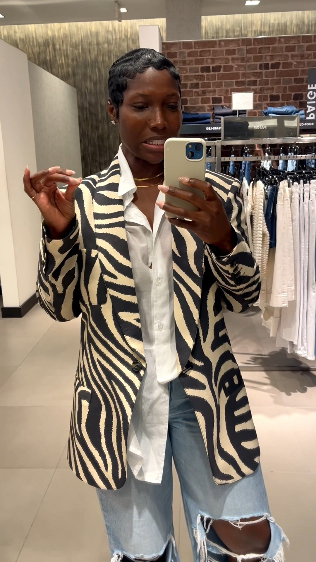 I looooove blazers! 

#LTKWorkwear #LTKStyleTip