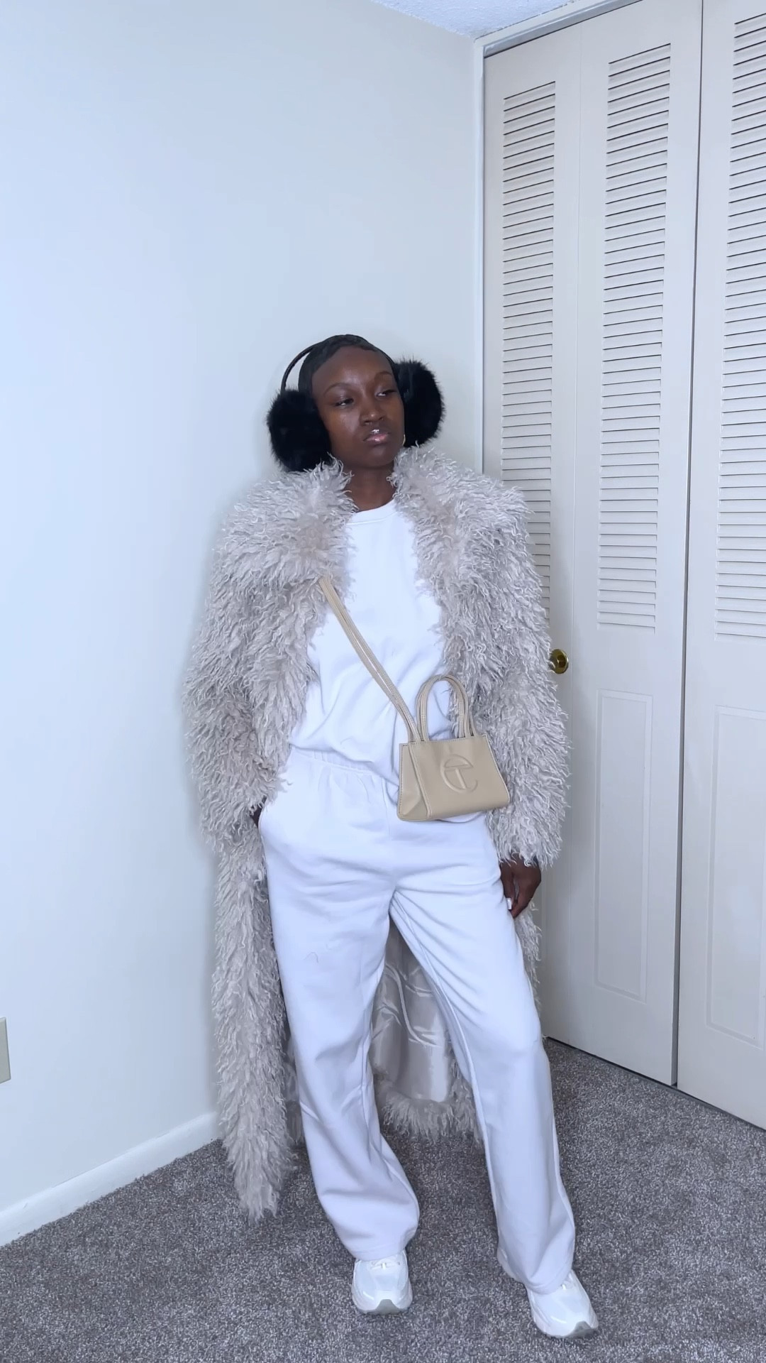 The coat is the outfit

#LTKFindsUnder50 #LTKootd #LTKgrwm